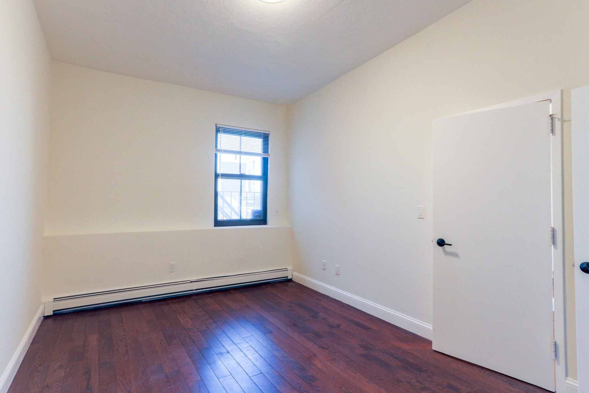 525 Massachusetts Ave, Roxbury