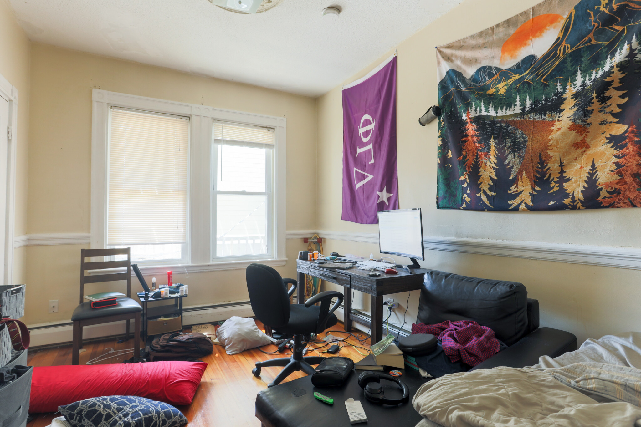 4 bed, 1 bath apartment for rent at 55 Calumet St Unit 2, Mission Hill — photo 2 of 24