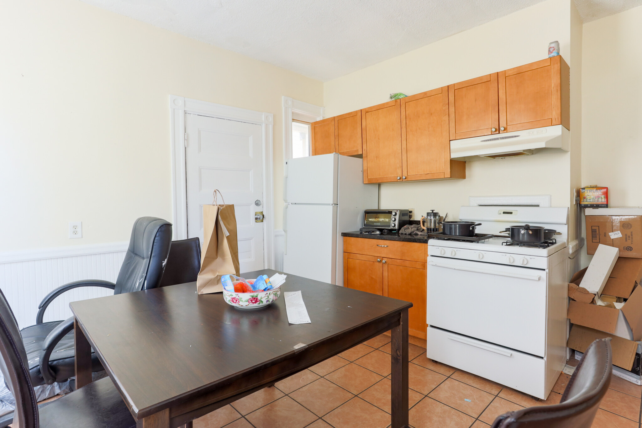 4 bed, 1 bath apartment for rent at 55 Calumet St Unit 2, Mission Hill — photo 12 of 24