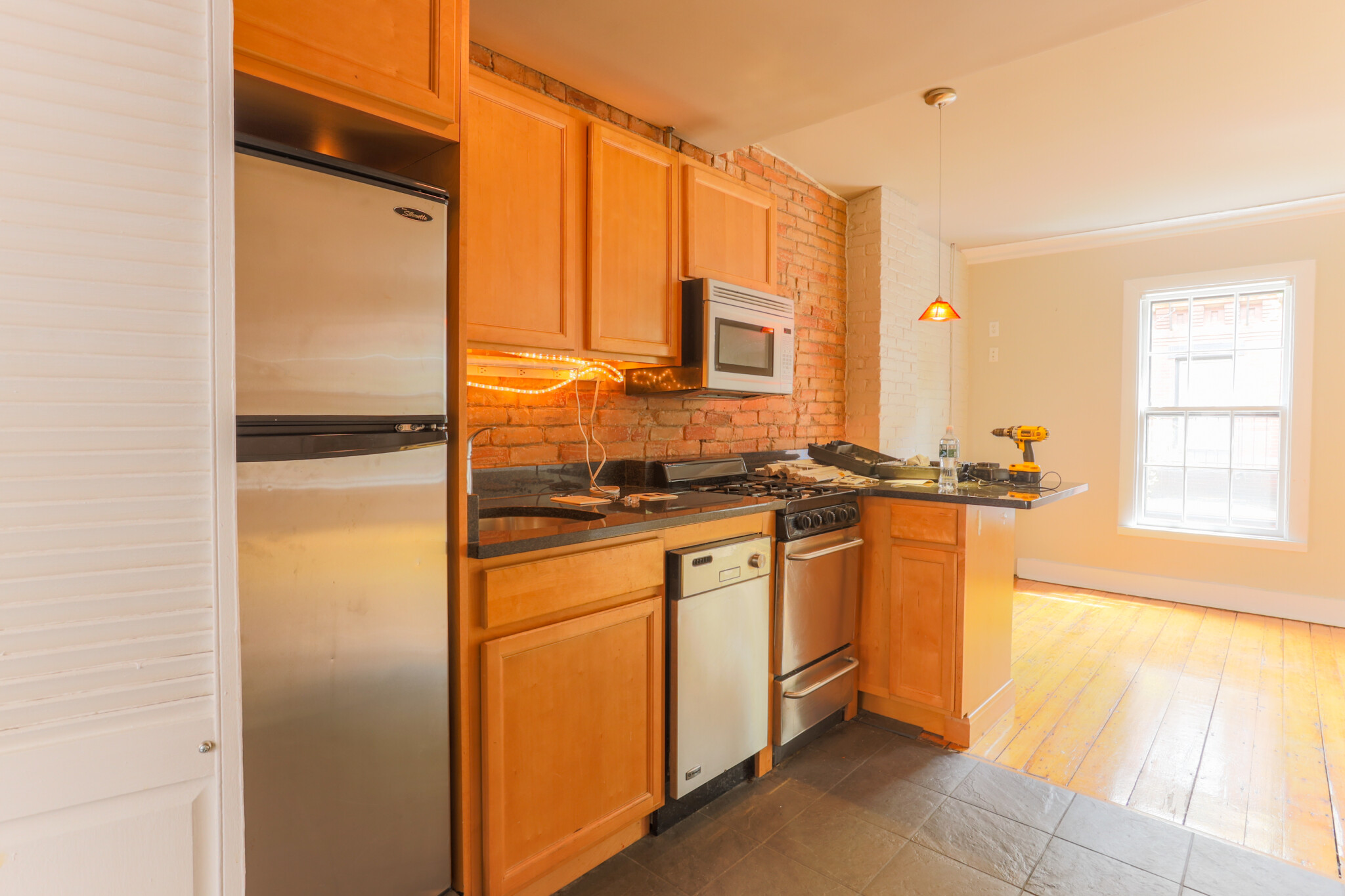 33 Gray St, South End