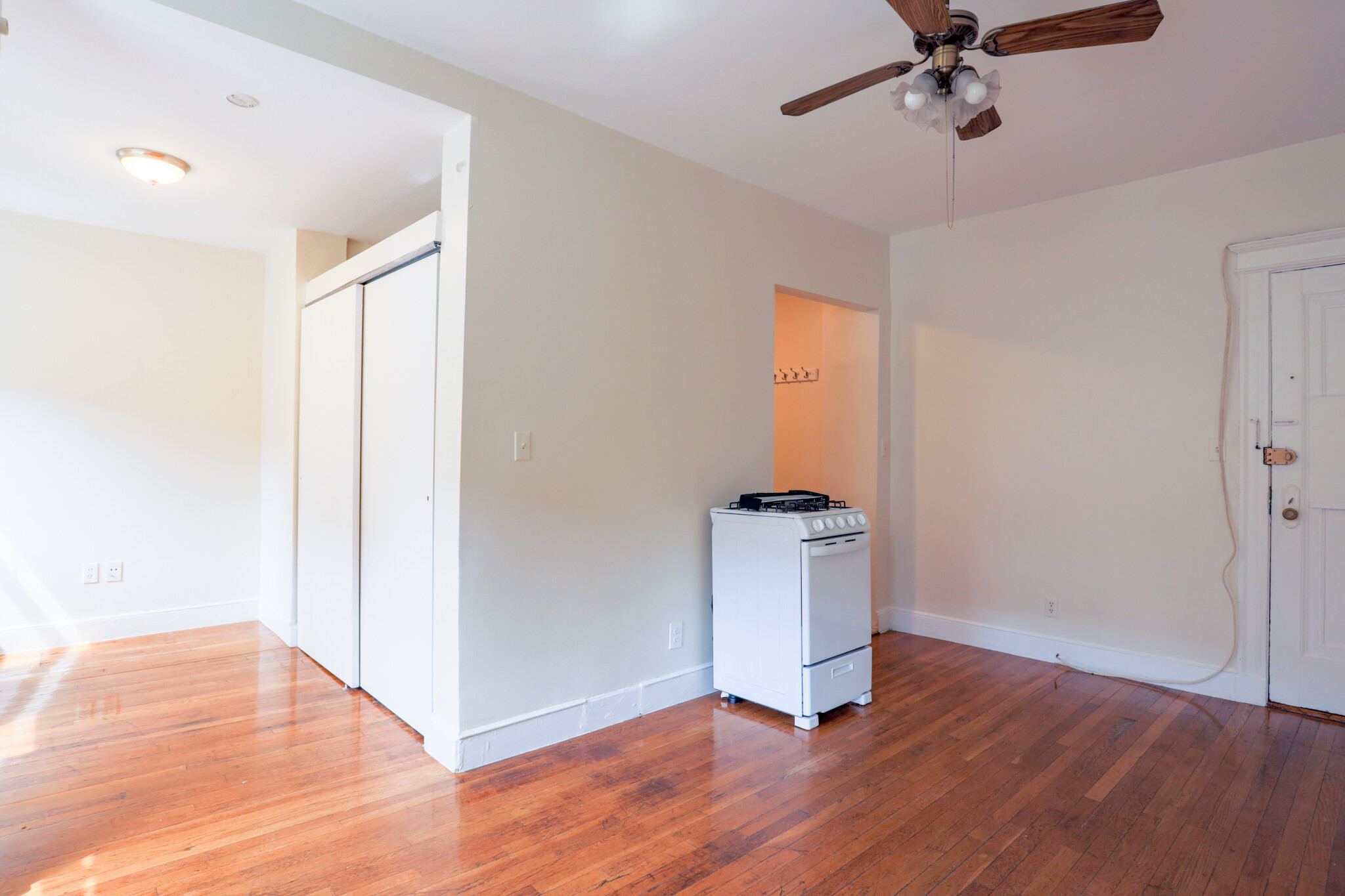 1 bed, 1 bath apartment for rent at 58 Queensberry St Unit 9, Fenway — photo 4 of 7