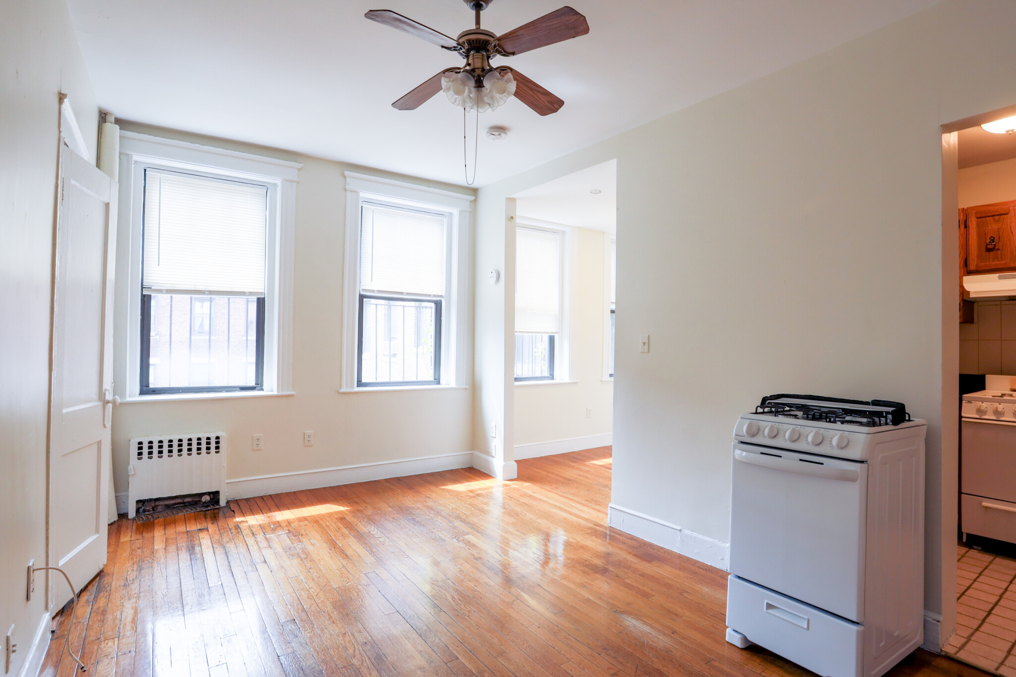1 bed, 1 bath apartment for rent at 58 Queensberry St Unit 9, Fenway — photo 5 of 7