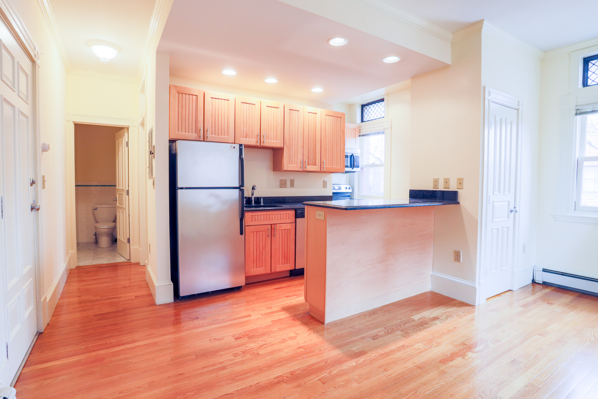 195 Commonwealth Ave, Back Bay