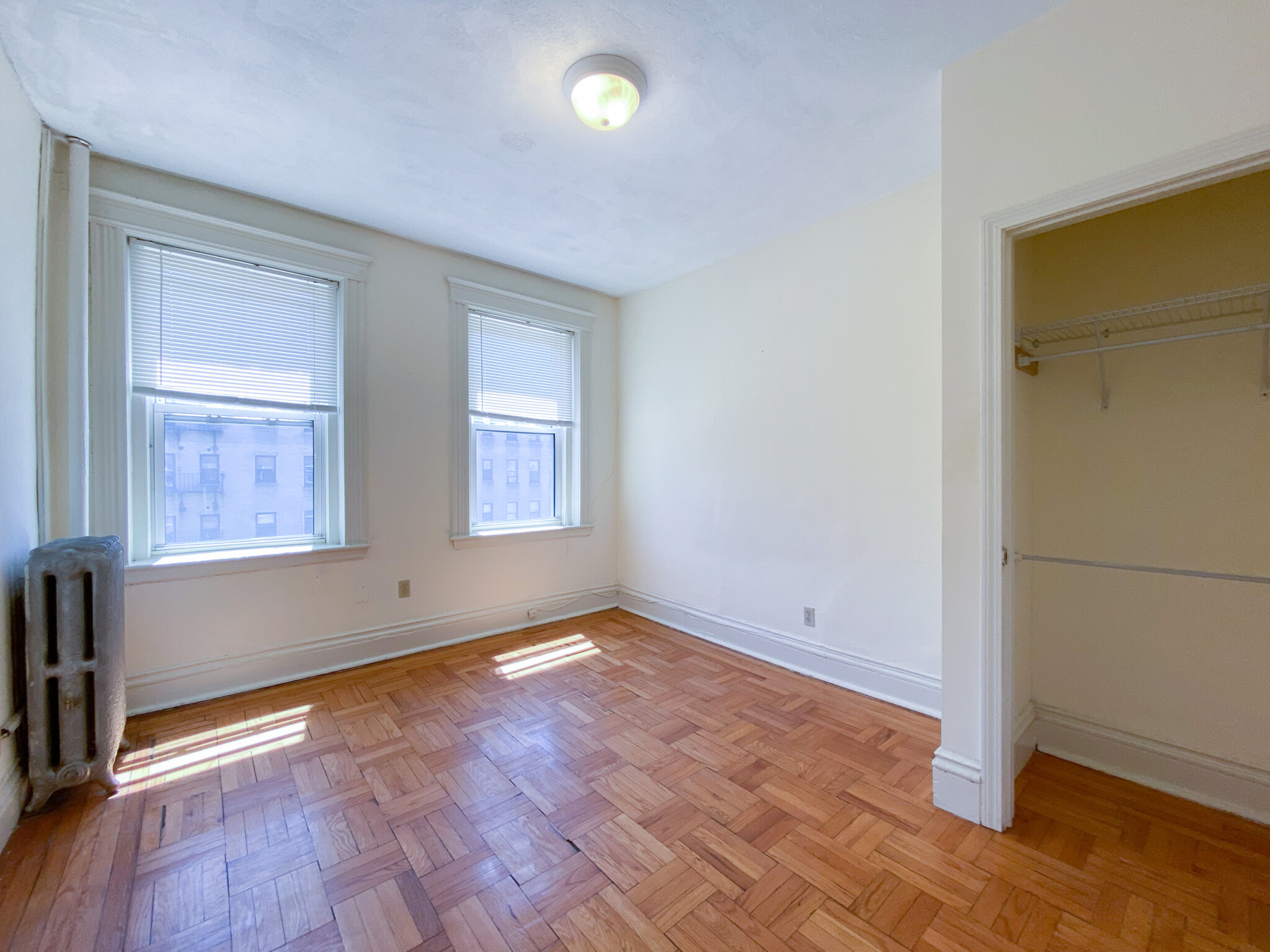 24 Queensberry St, Fenway