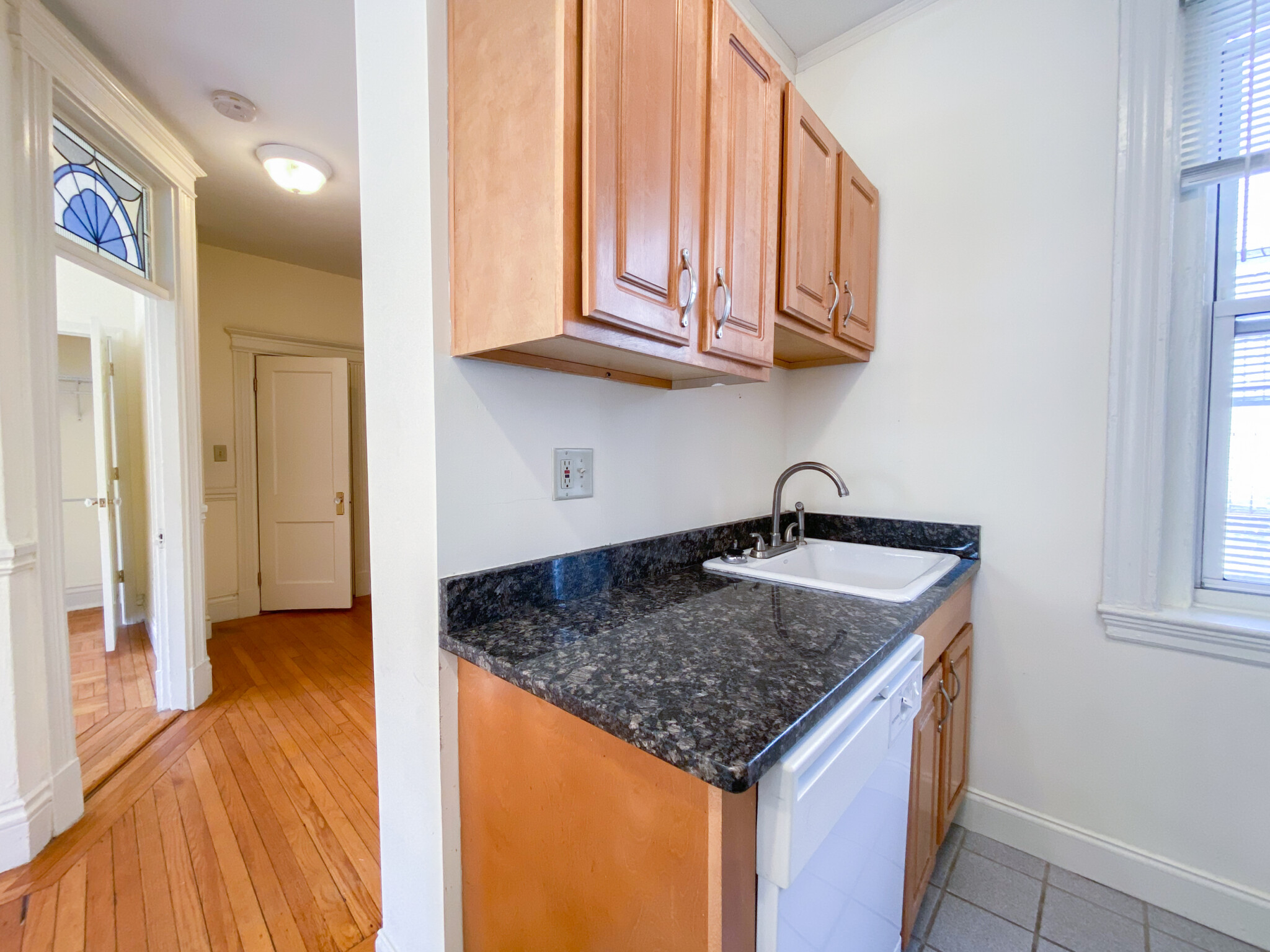 24 Queensberry St, Fenway