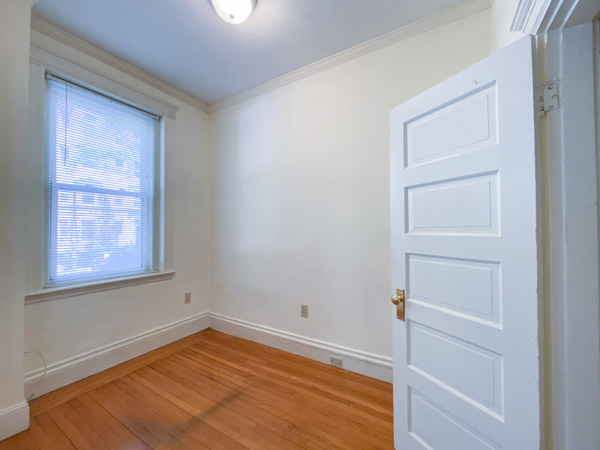 28 Queensberry St, Fenway