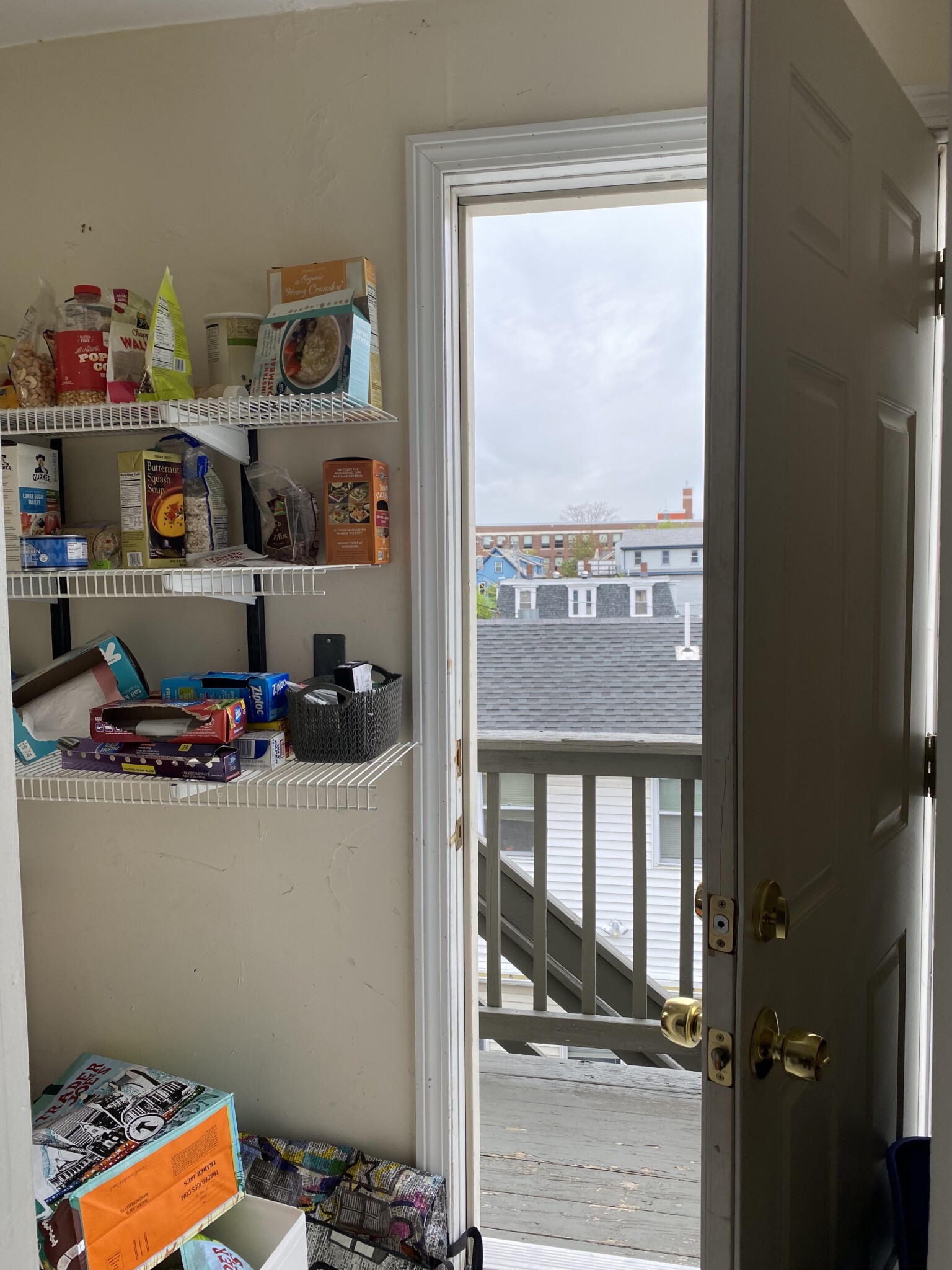 3 bed, 1 bath apartment for rent at 97 Moore St, Cambridge — photo 6 of 14