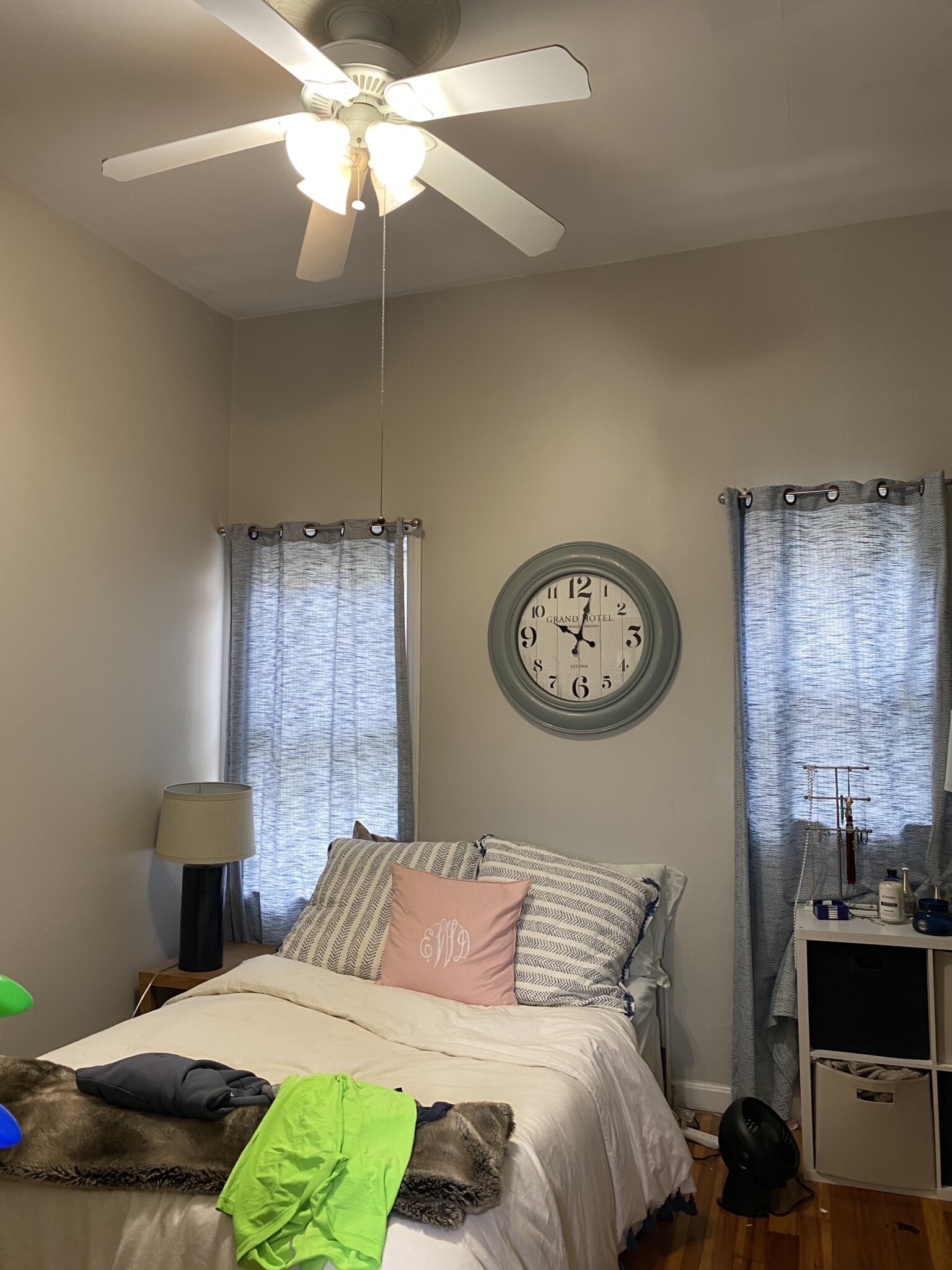 3 bed, 1 bath apartment for rent at 97 Moore St, Cambridge — photo 10 of 14