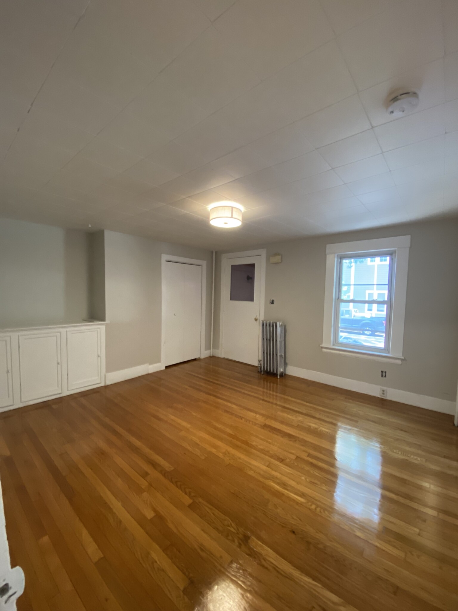 3 bed, 2 bath apartment for rent at 220 Broadway, Cambridge — photo 10 of 15