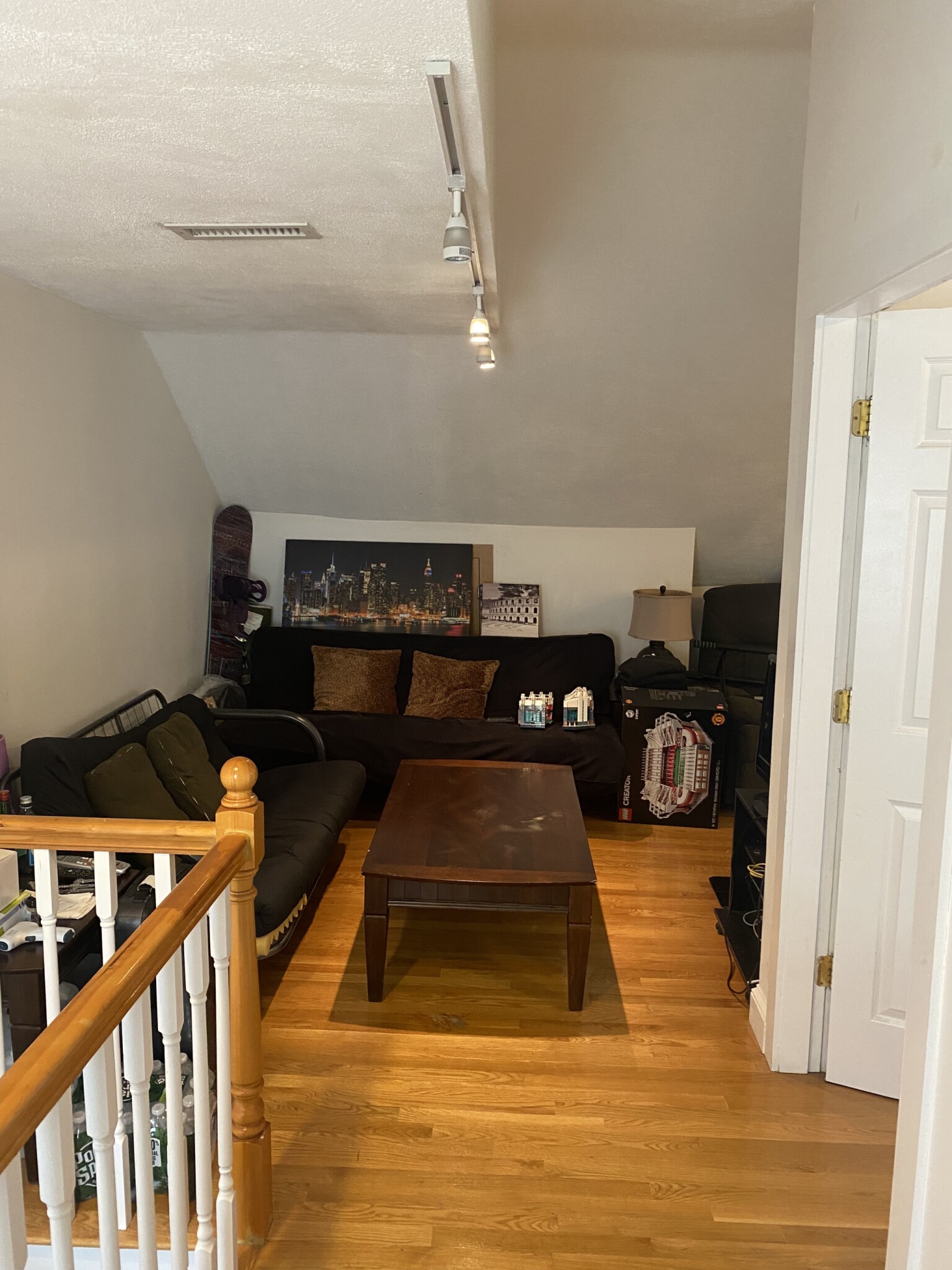 2 bed, 2 bath apartment for rent at 204 3rd St, Kendall Square