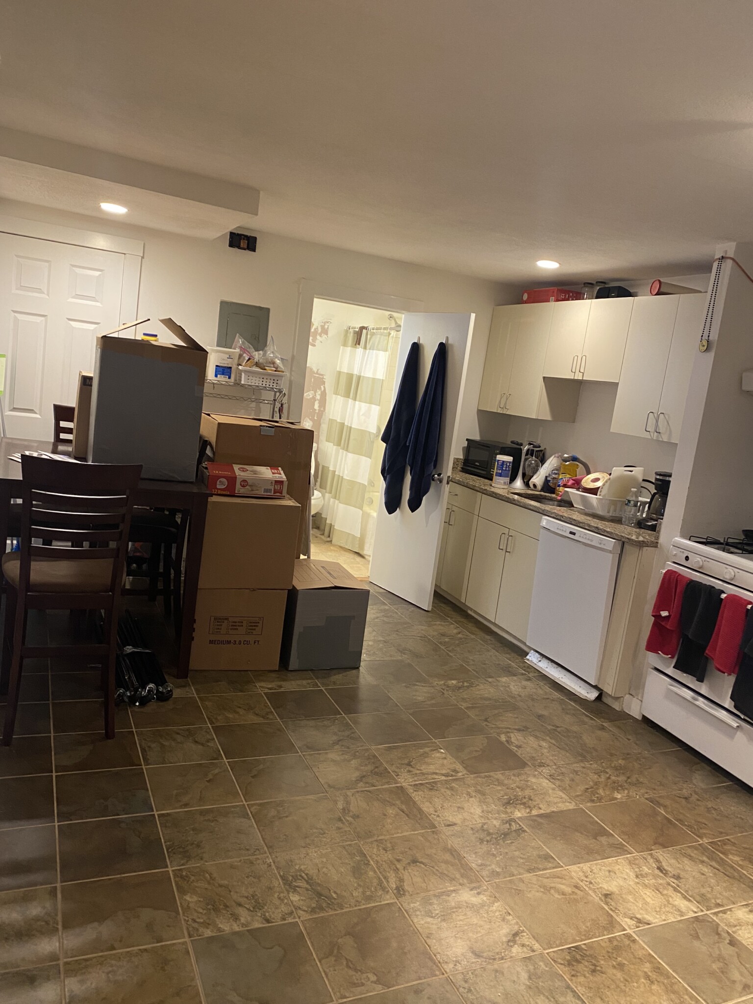 2 bed, 2 bath apartment for rent at 204 3rd St, Kendall Square — photo 12 of 45