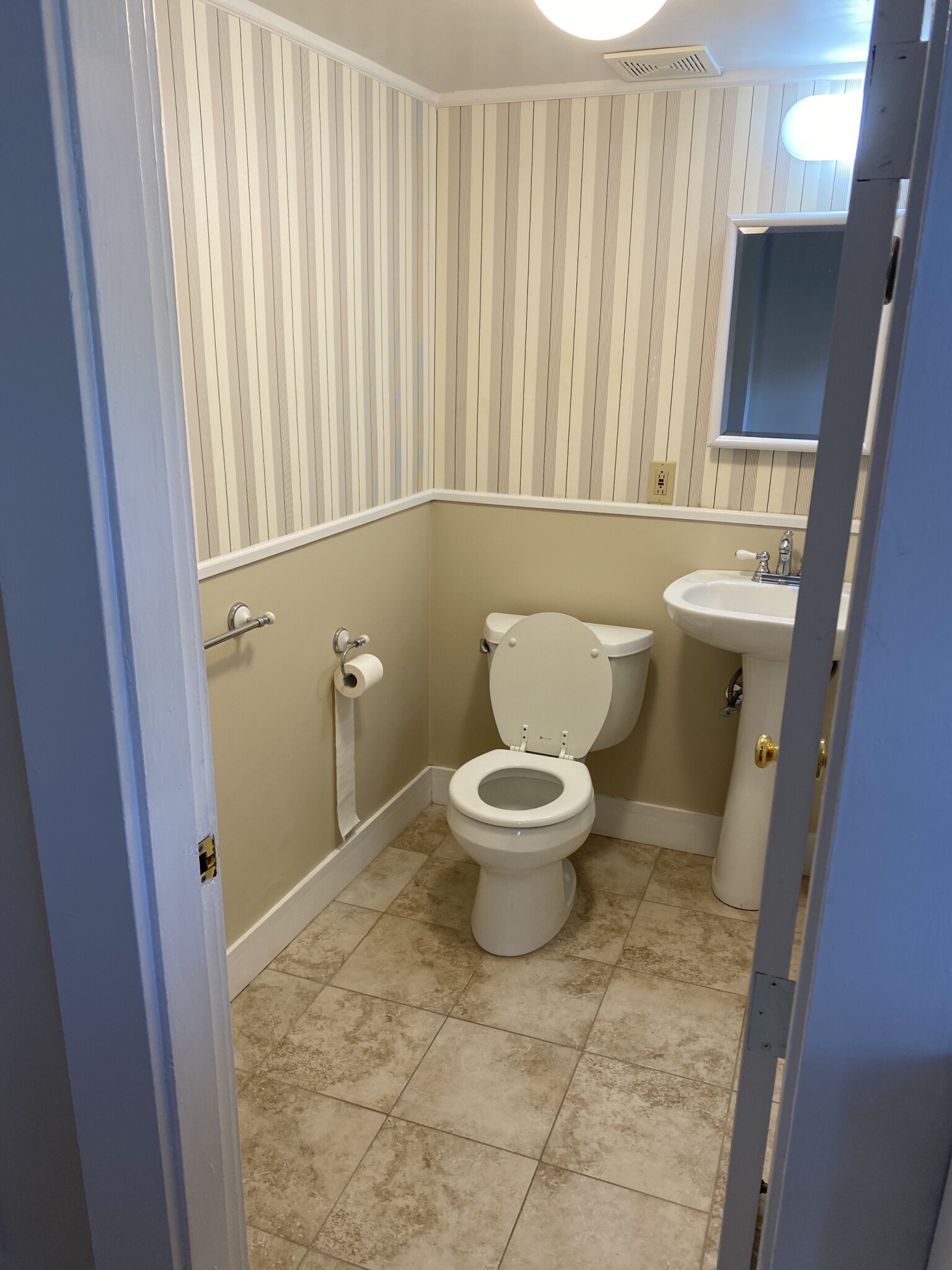 1 bed, 1 bath apartment for rent at 75 Charles St Unit 3, Beacon Hill — photo 15 of 15