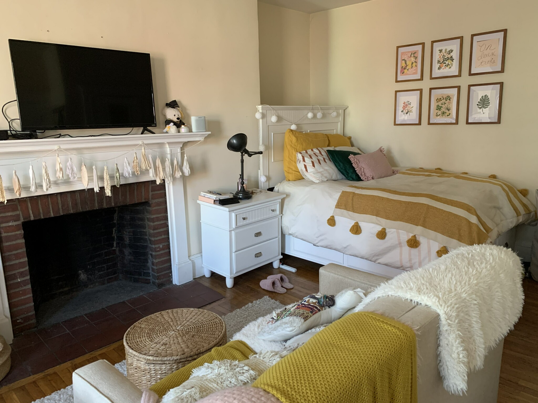 90 Myrtle St, Beacon Hill