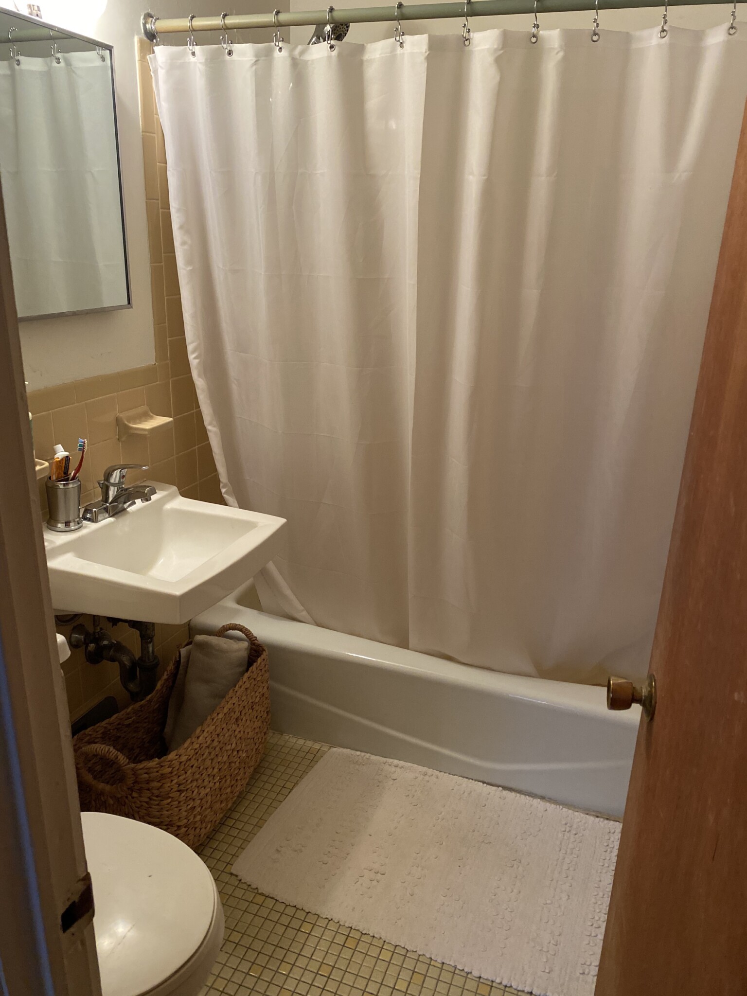 Studio bed, 1 bath apartment for rent at 173 Marlborough St Unit 21, Back Bay — photo 7 of 7