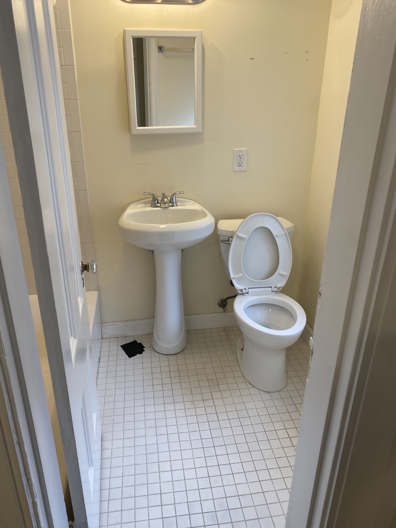 47 West Cedar St, Beacon Hill