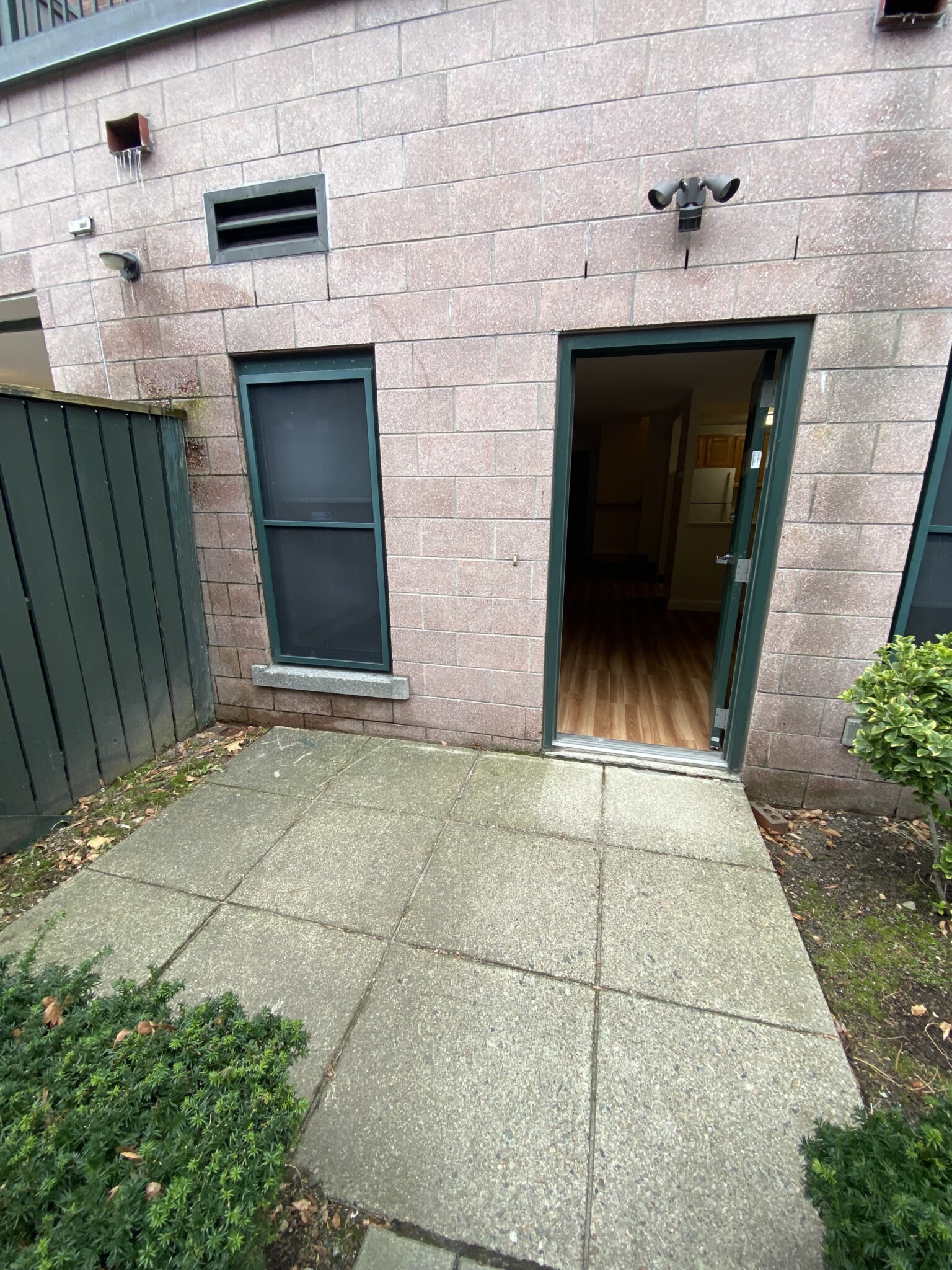 400 Massachusetts Ave, South End