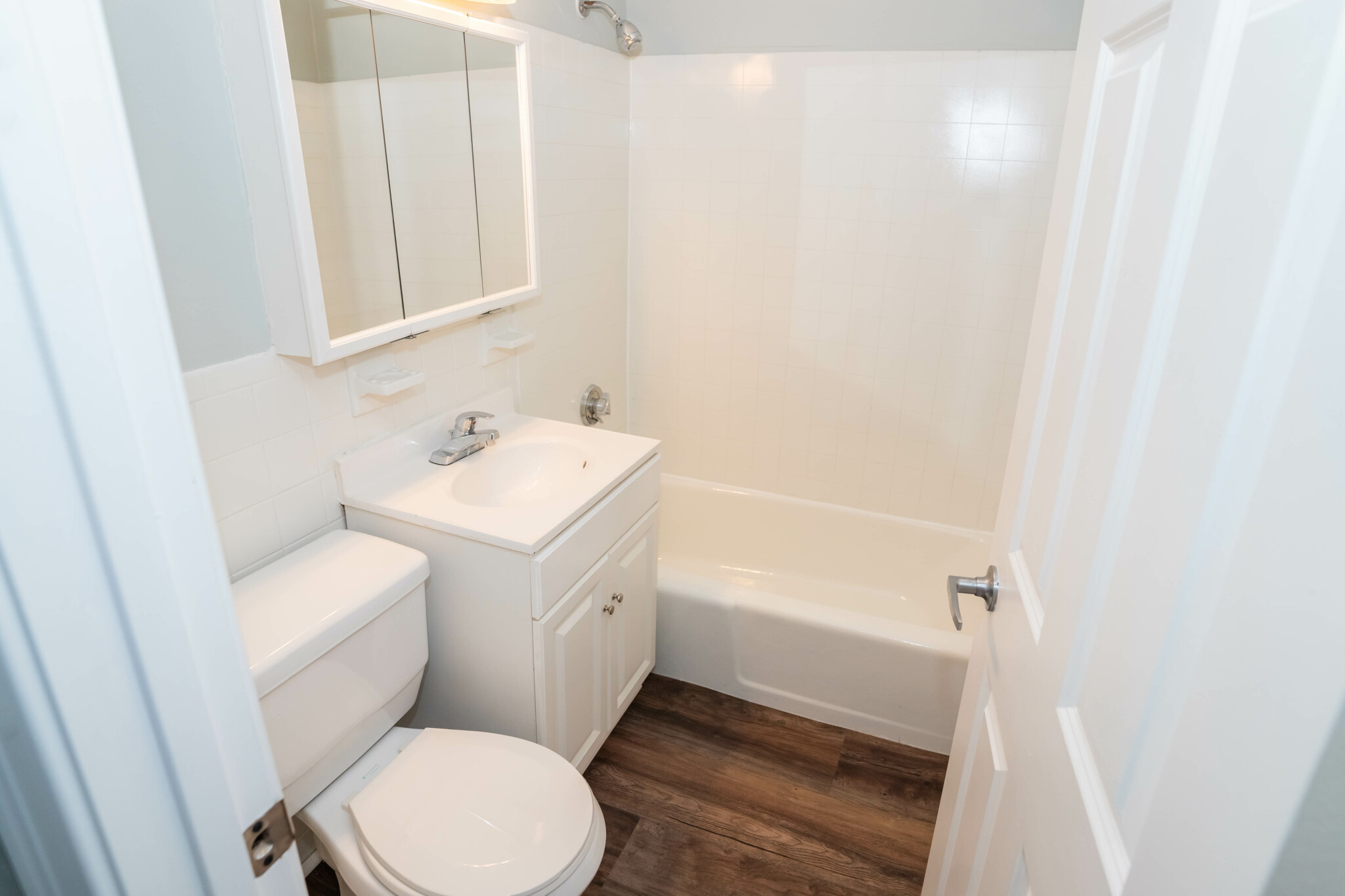 1 bed, 1 bath apartment for rent at 170 Parker Hill Ave Unit 46, Mission Hill — photo 9 of 12
