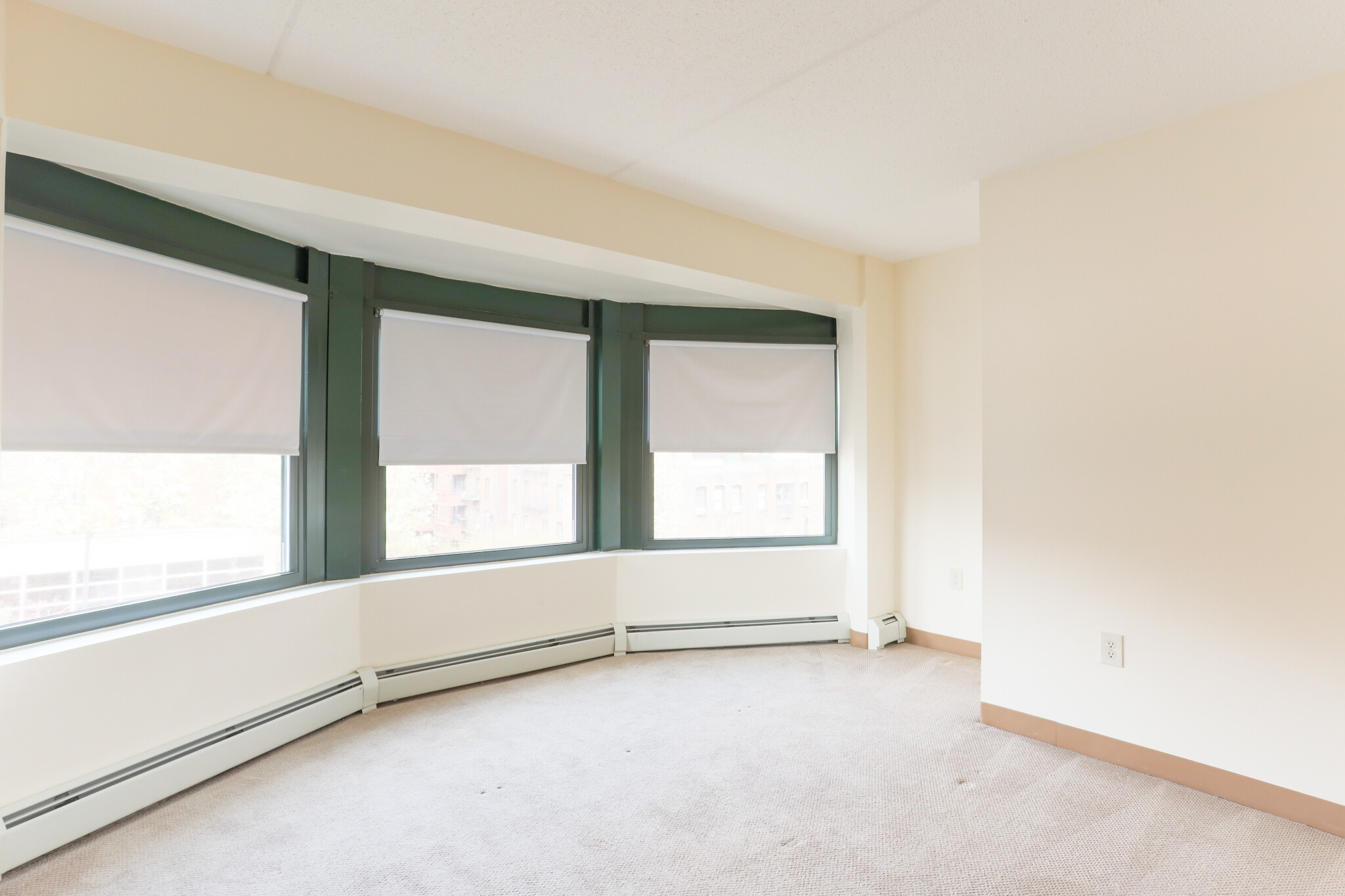 400 Massachusetts Ave, South End