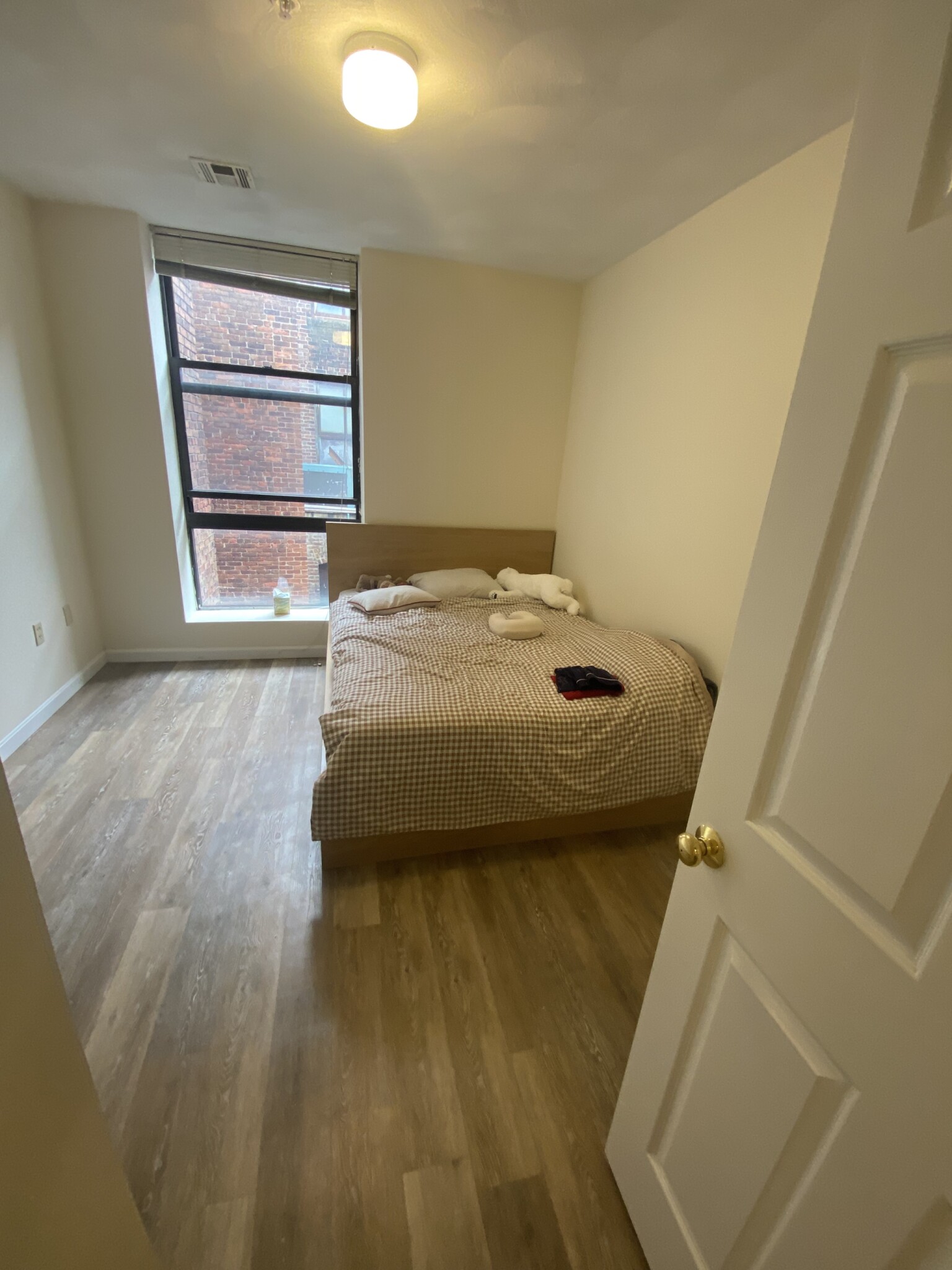 81 Essex St, Chinatown