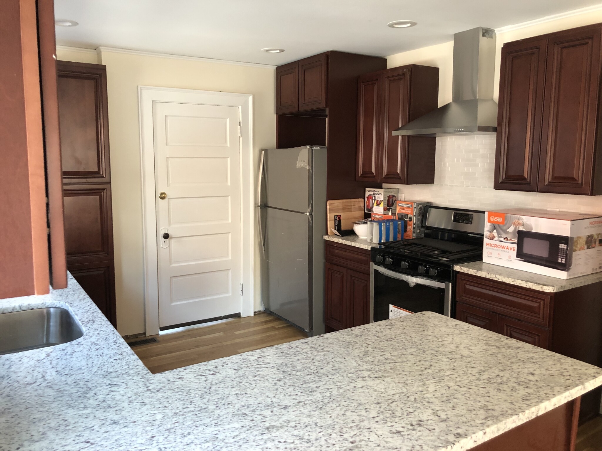 14 Netherlands Rd, Brookline Village