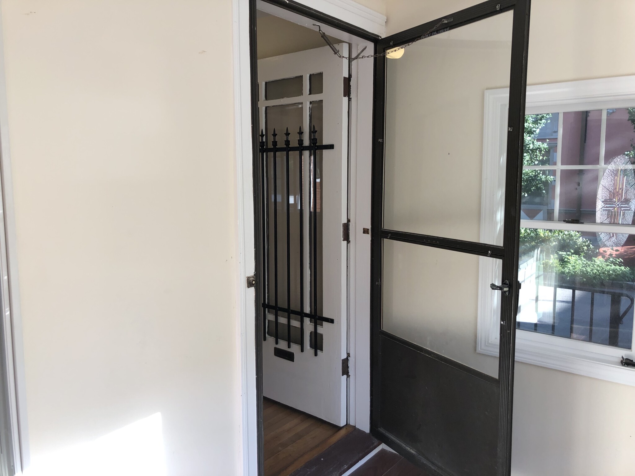 14 Netherlands Rd, Brookline Village