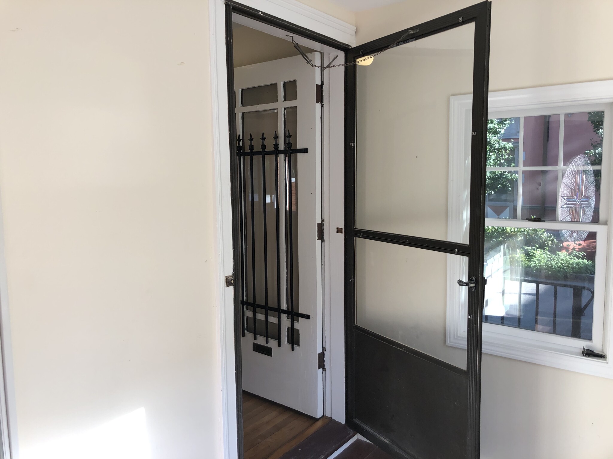 14 Netherlands Rd, Brookline Village