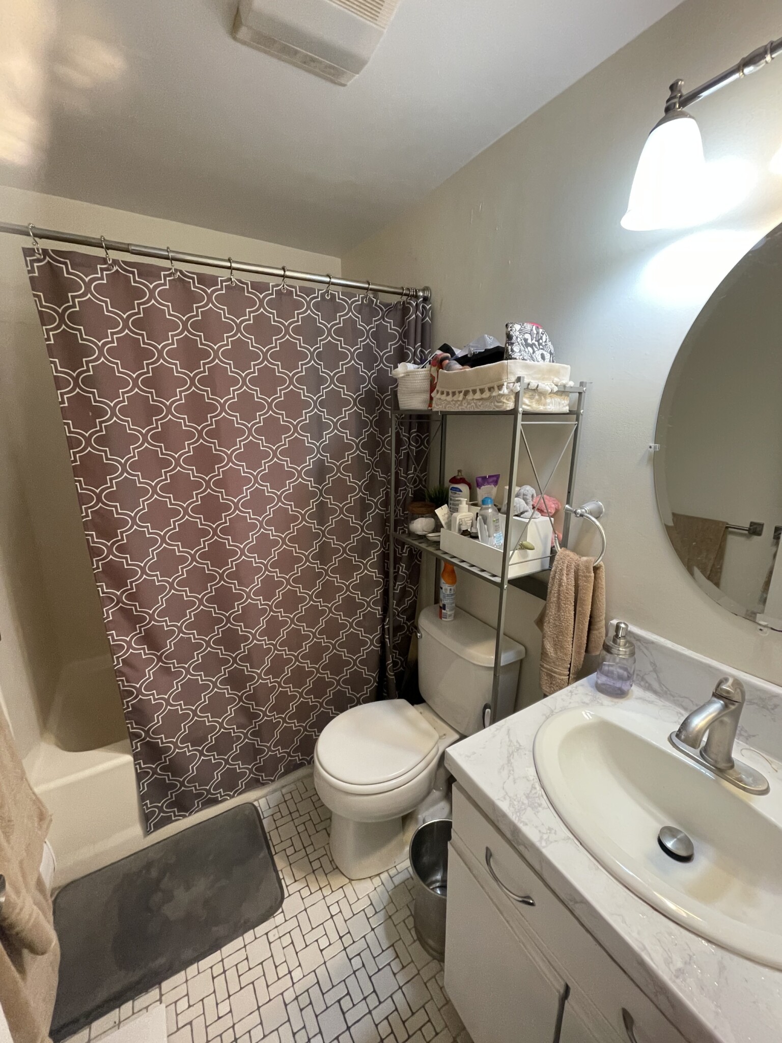 14 John Eliot Sq, Roxbury