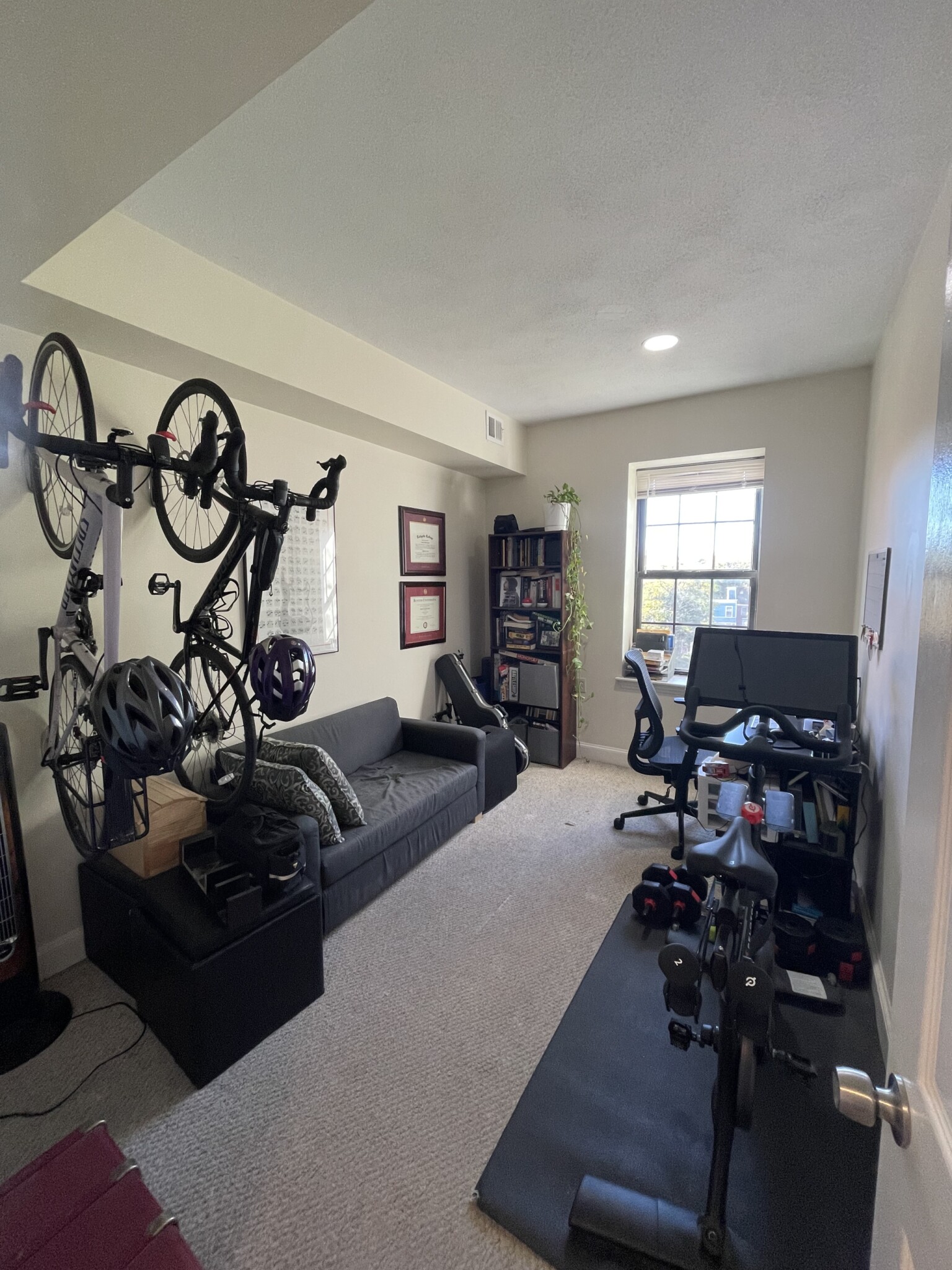 14 John Eliot Sq, Roxbury