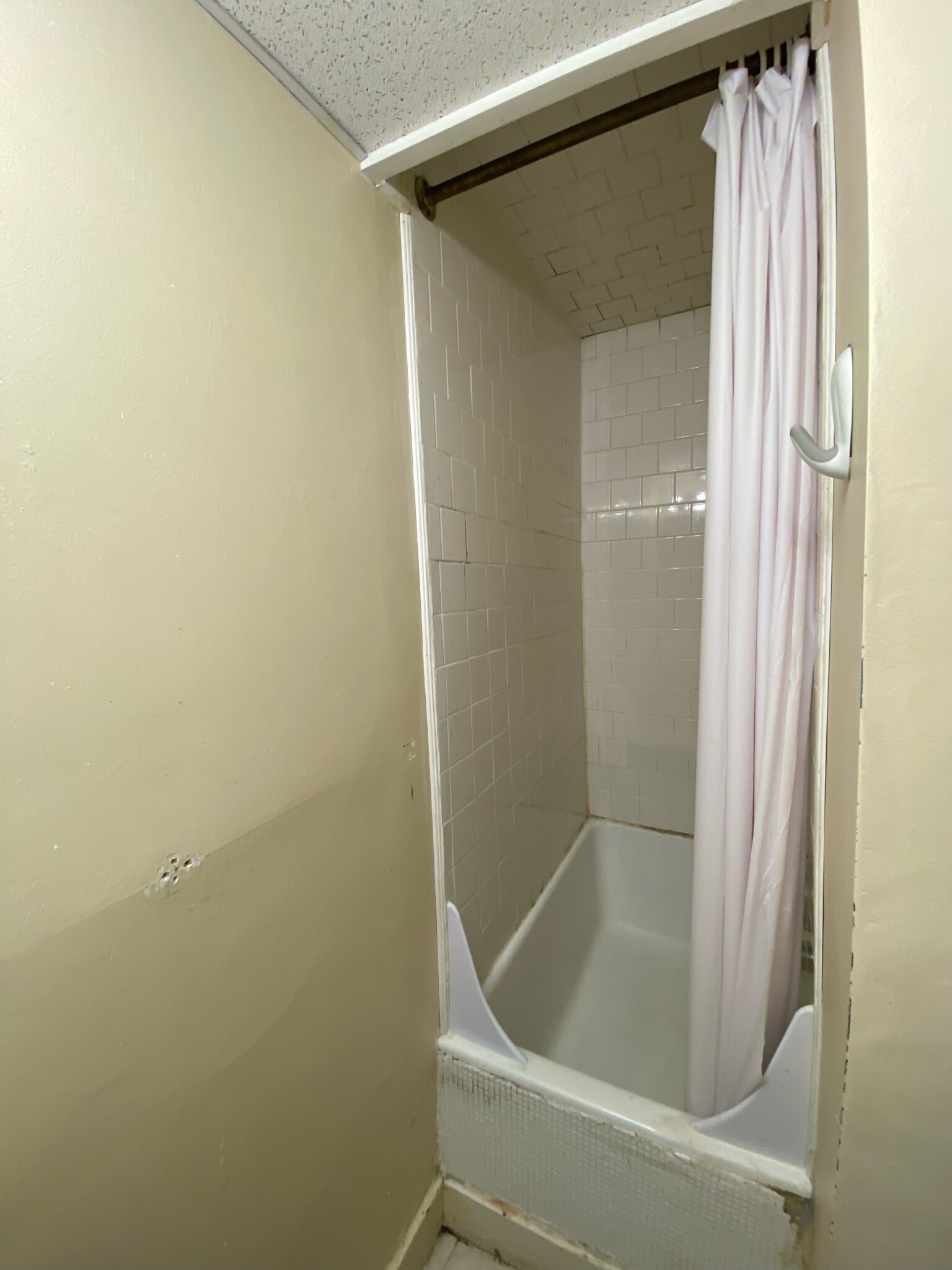 90 Myrtle St, Beacon Hill