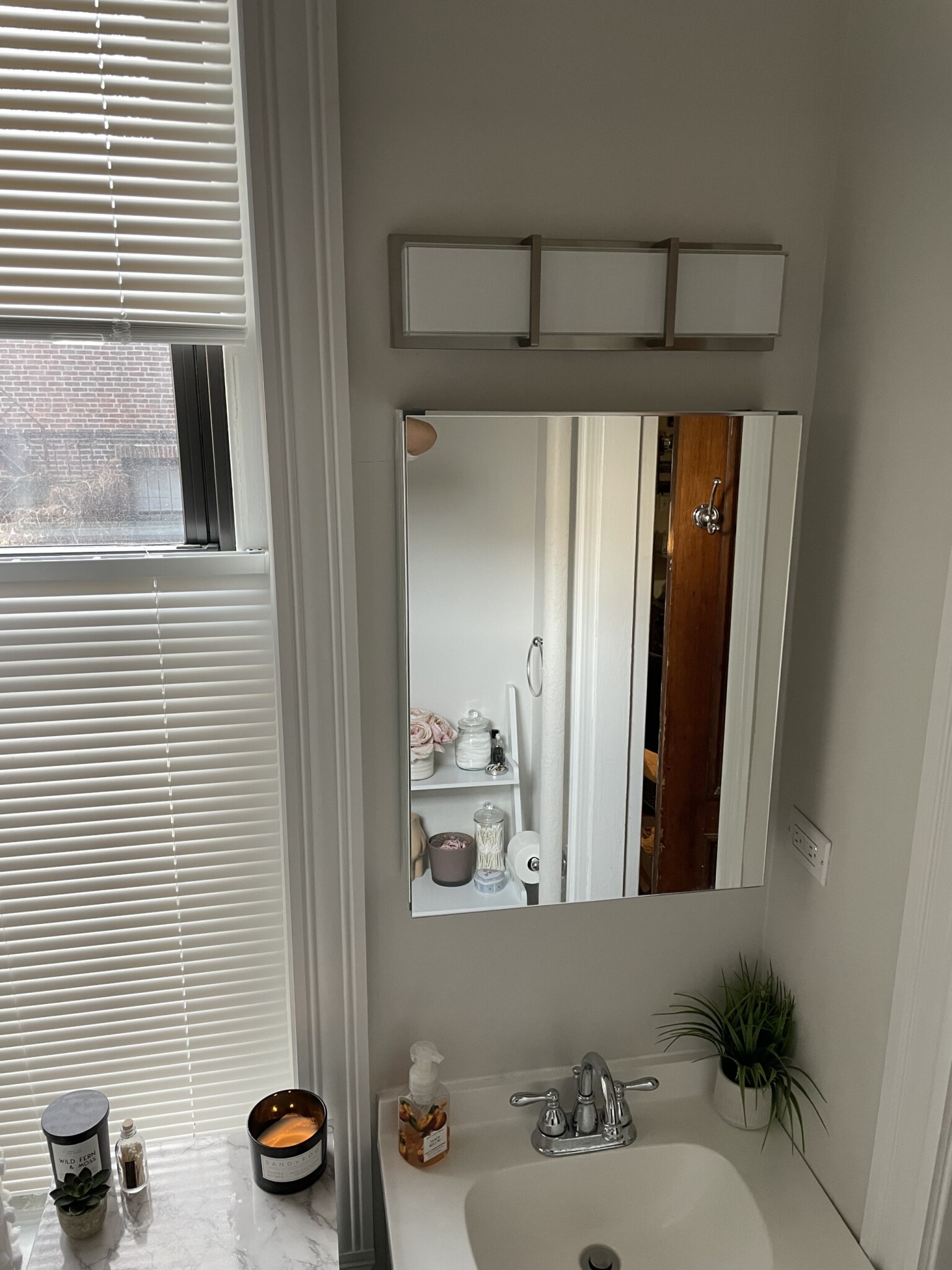 16 Hereford St, Back Bay