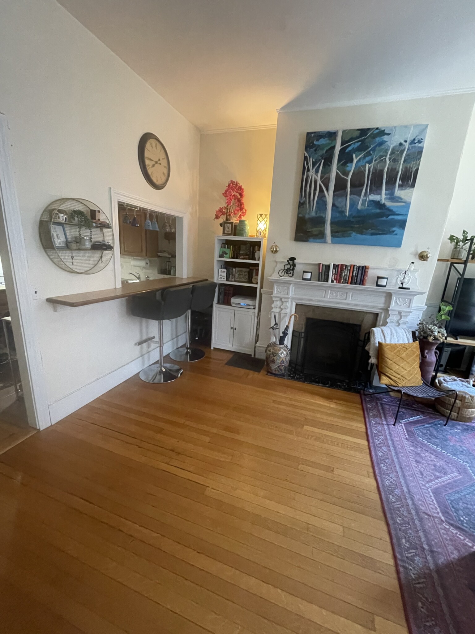 16 Hereford St, Back Bay