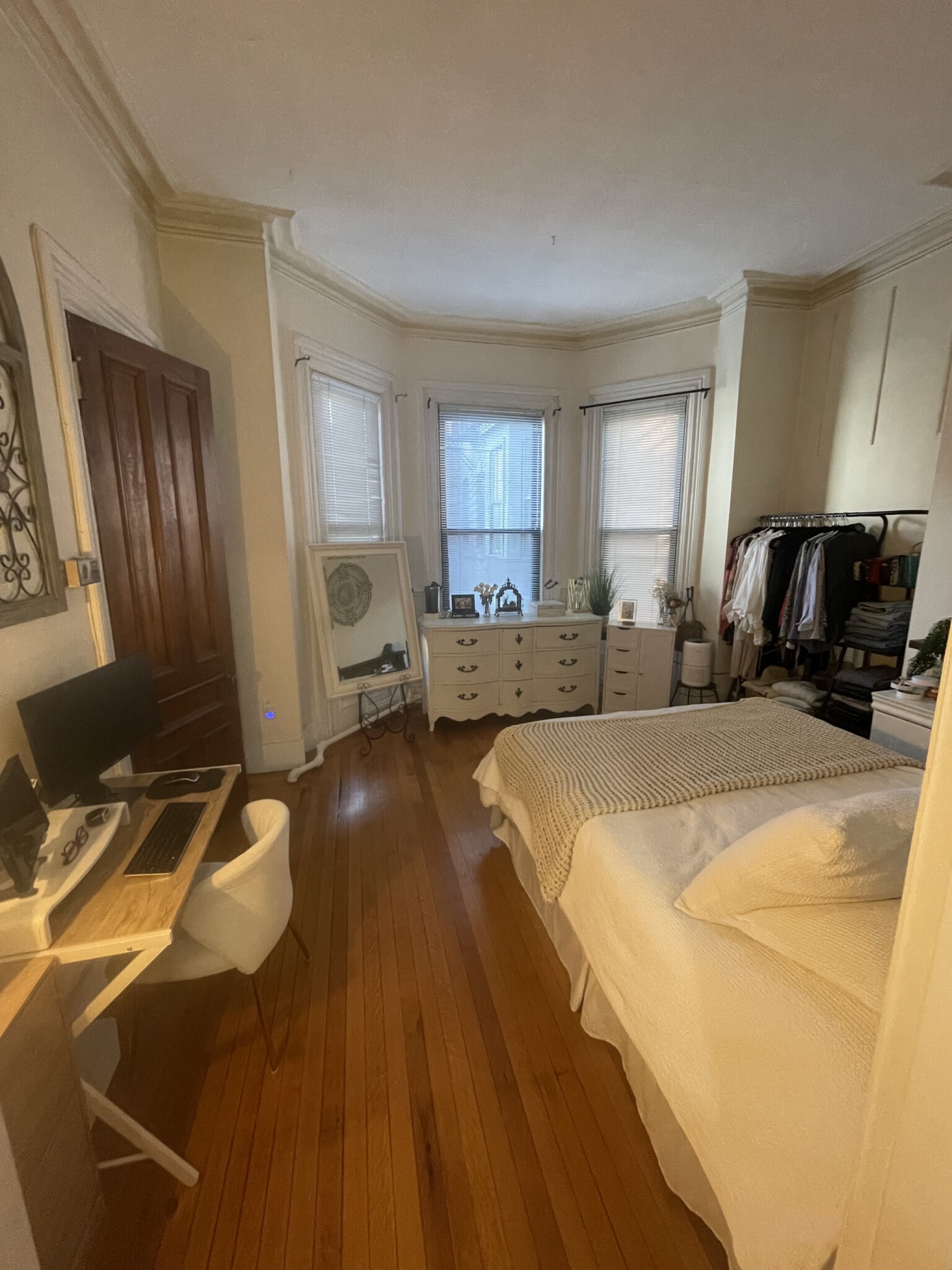 16 Hereford St, Back Bay