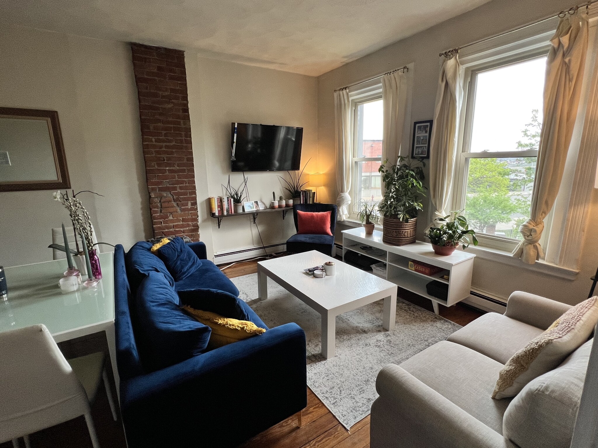 Photos of apartment on Union Park St.,Boston MA 02118