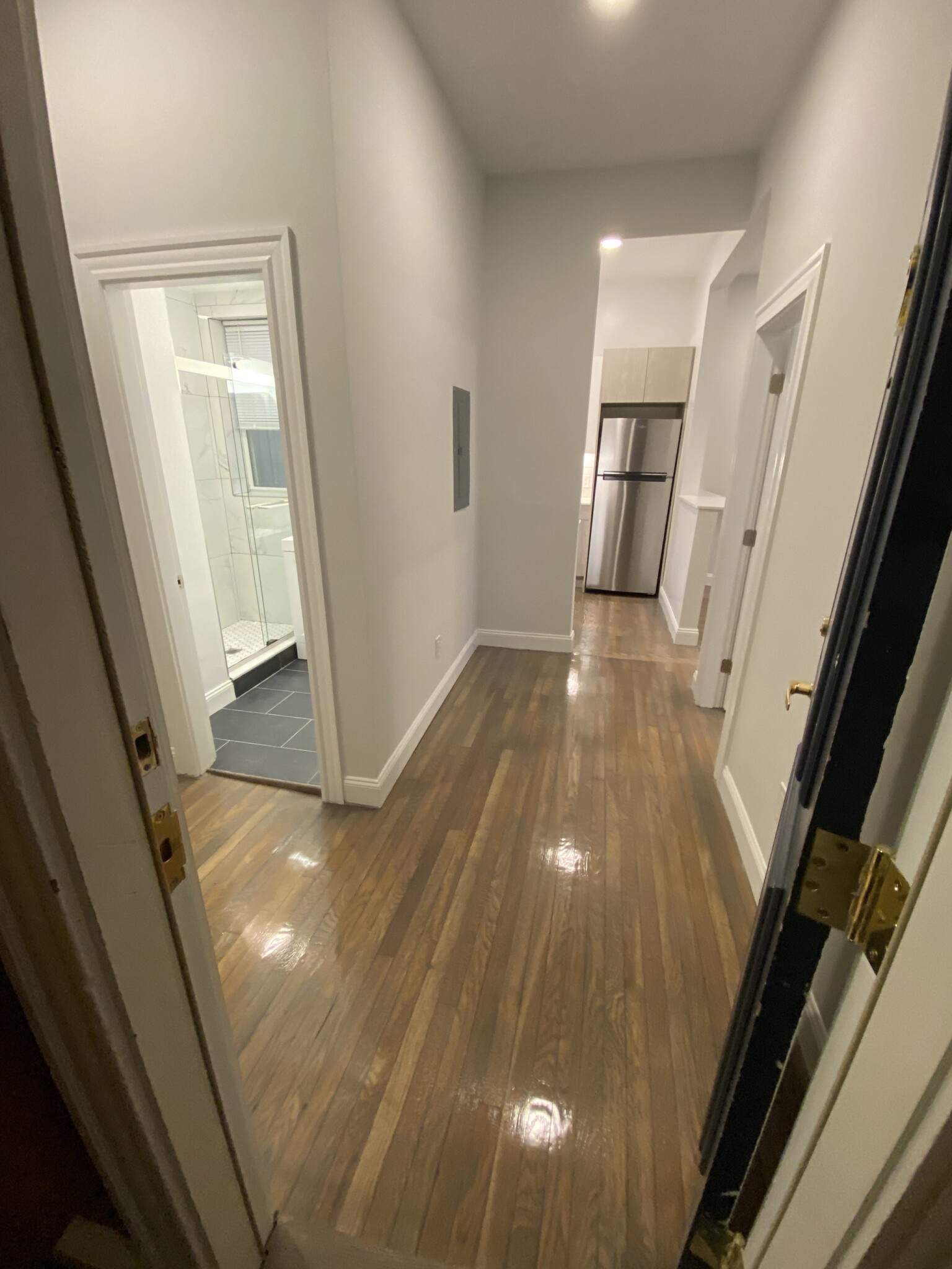 102 Queensberry St, Fenway