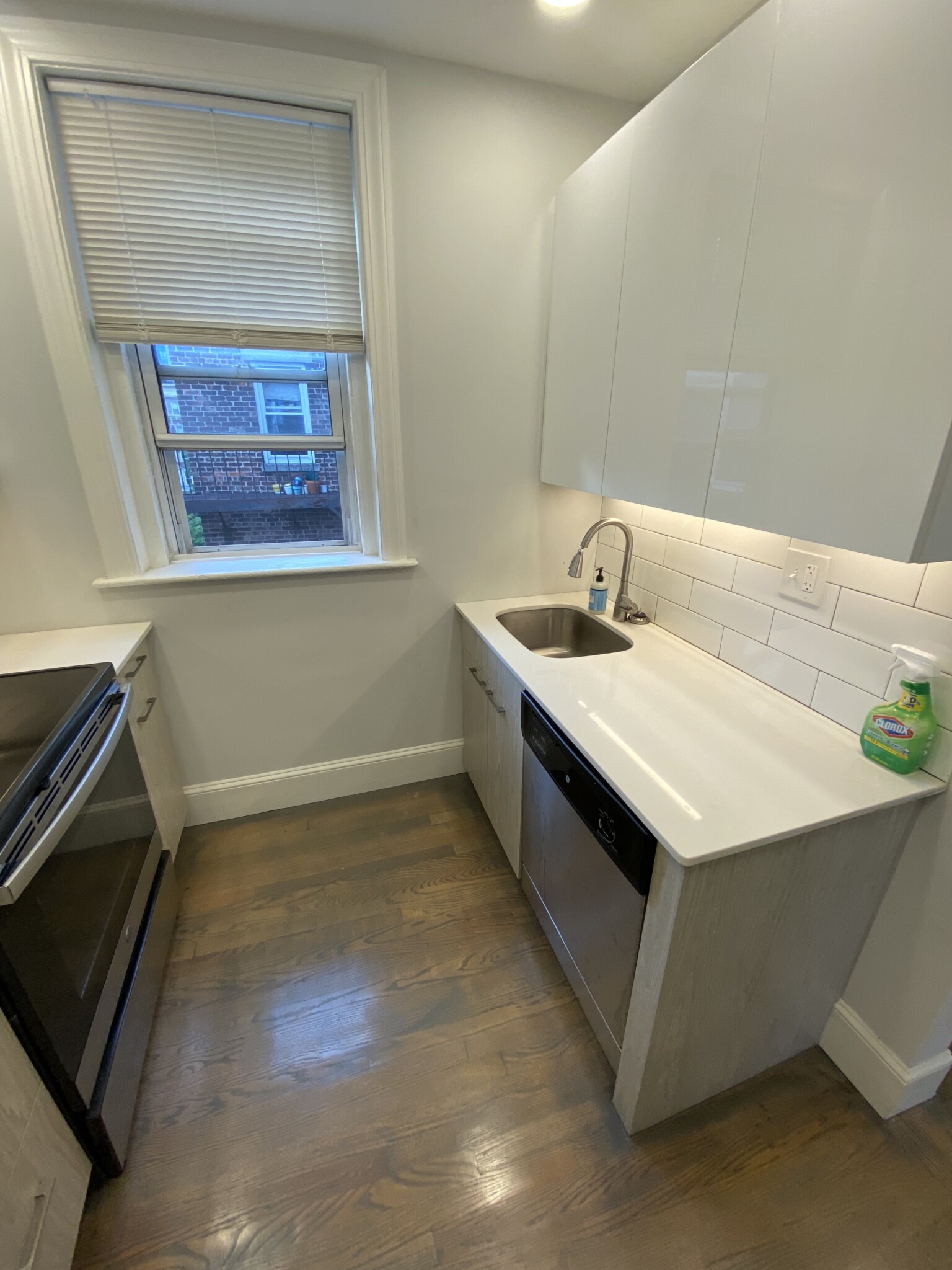 109 Queensberry St, Fenway