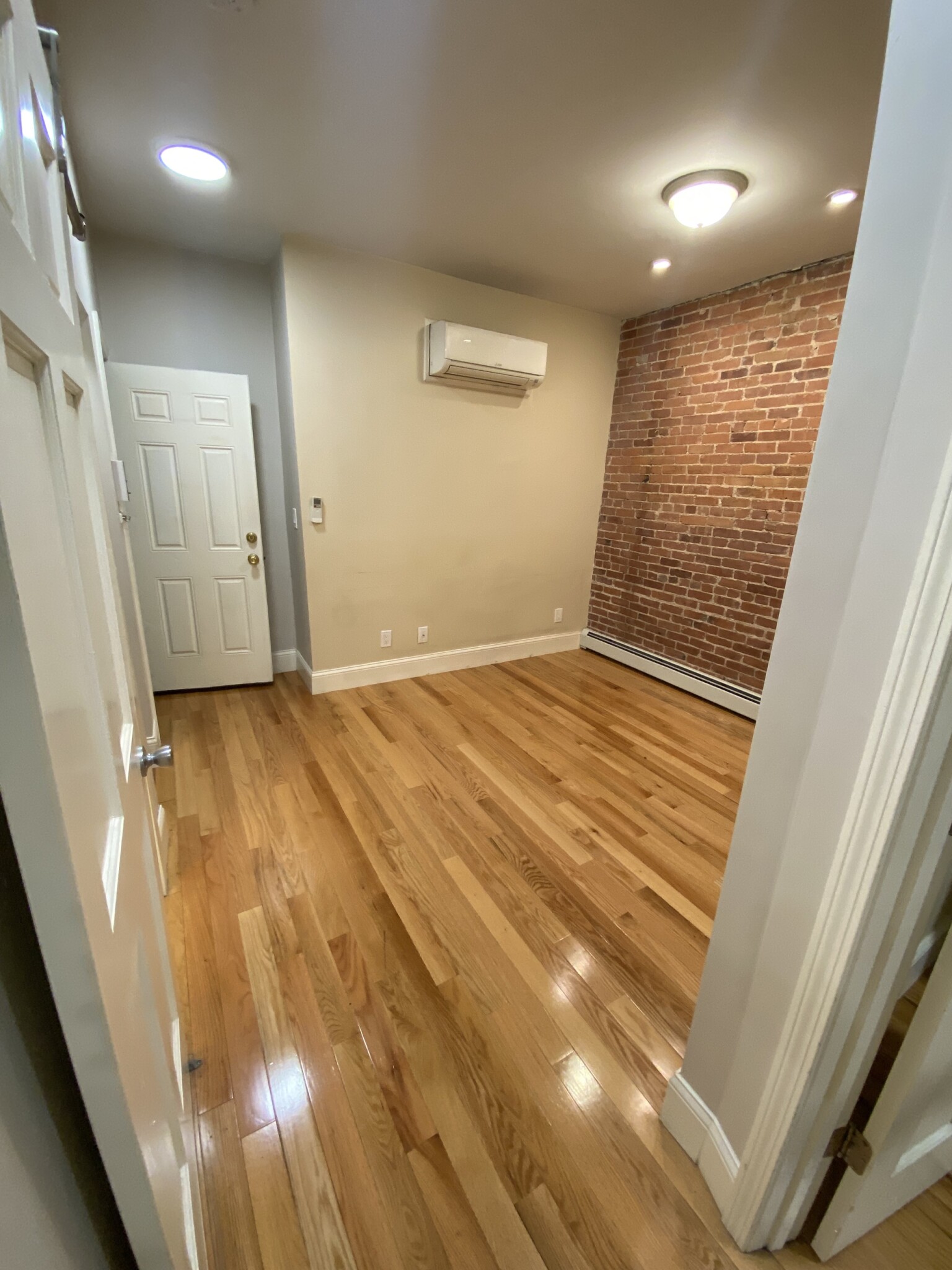 51 Joy St, Beacon Hill