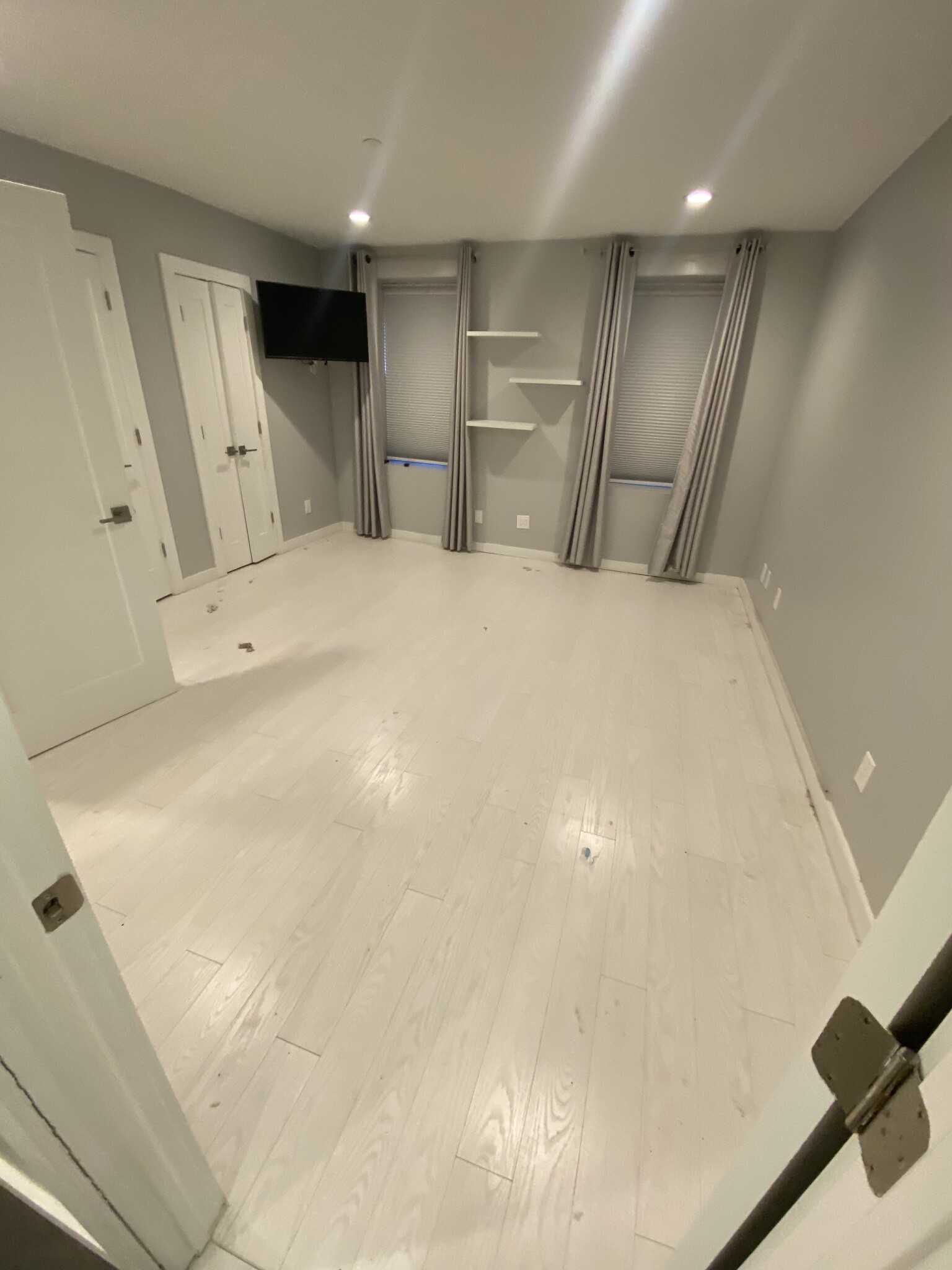 469 Massachusetts Ave, South End