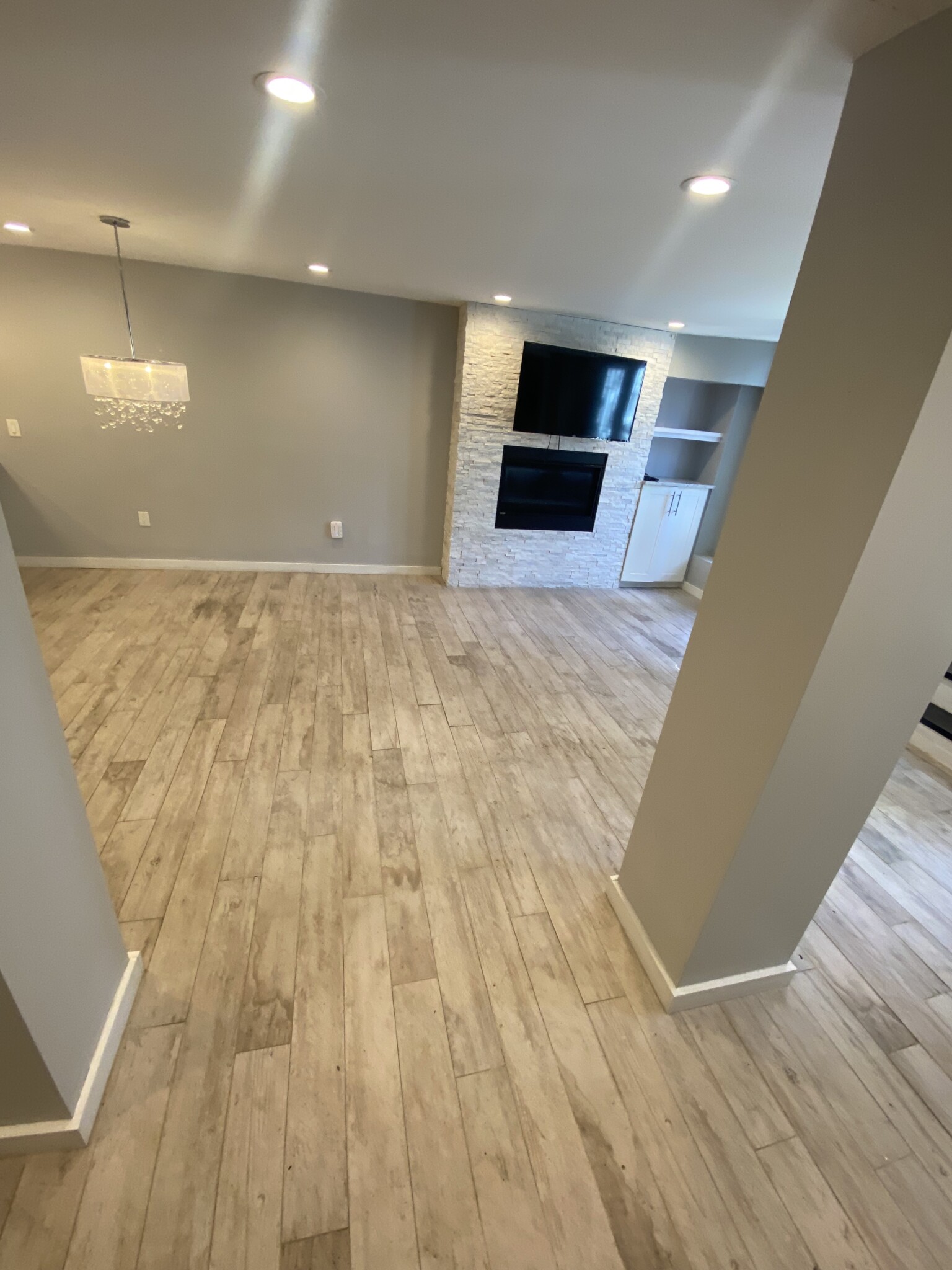 469 Massachusetts Ave, South End