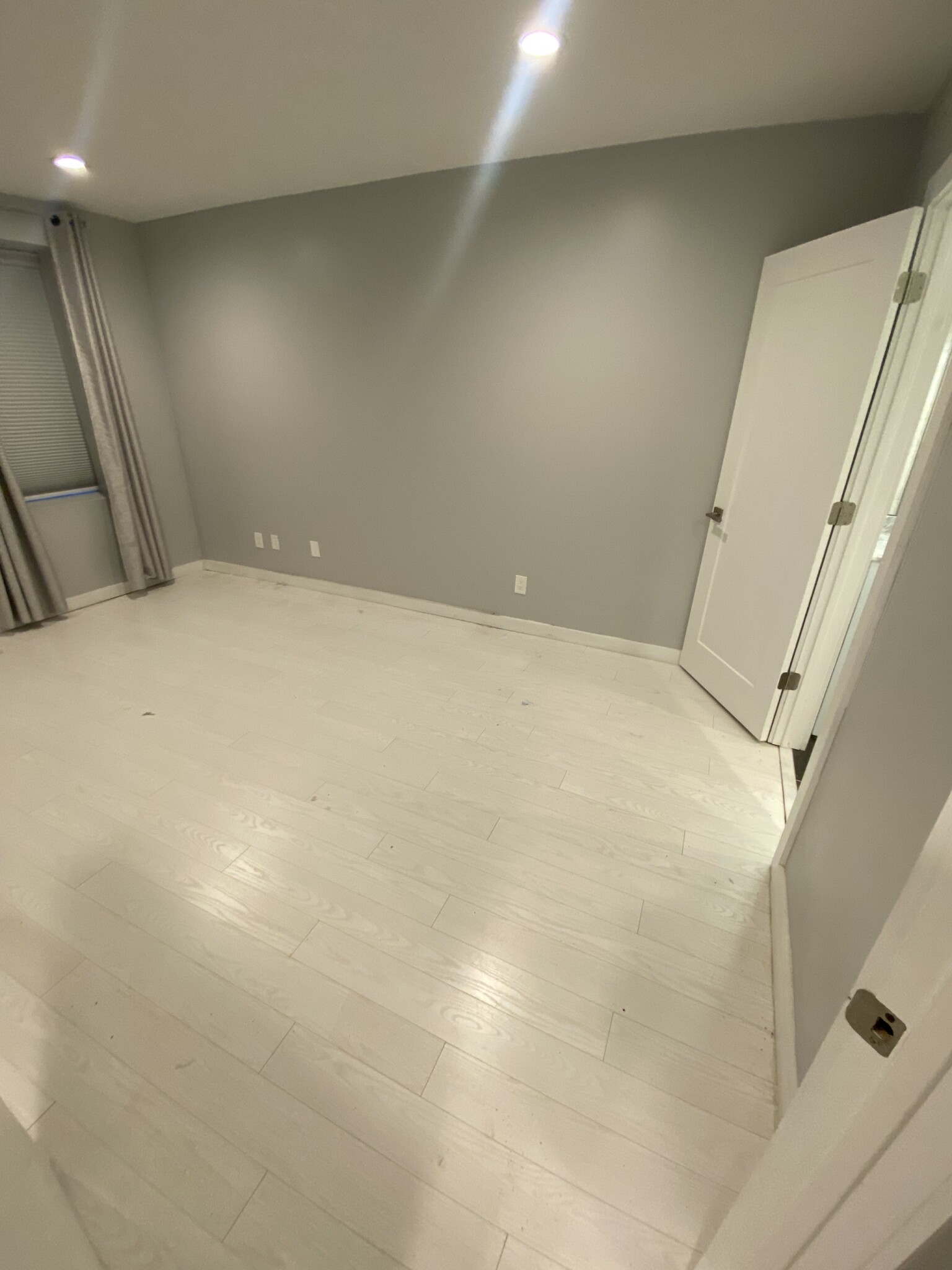 469 Massachusetts Ave, South End