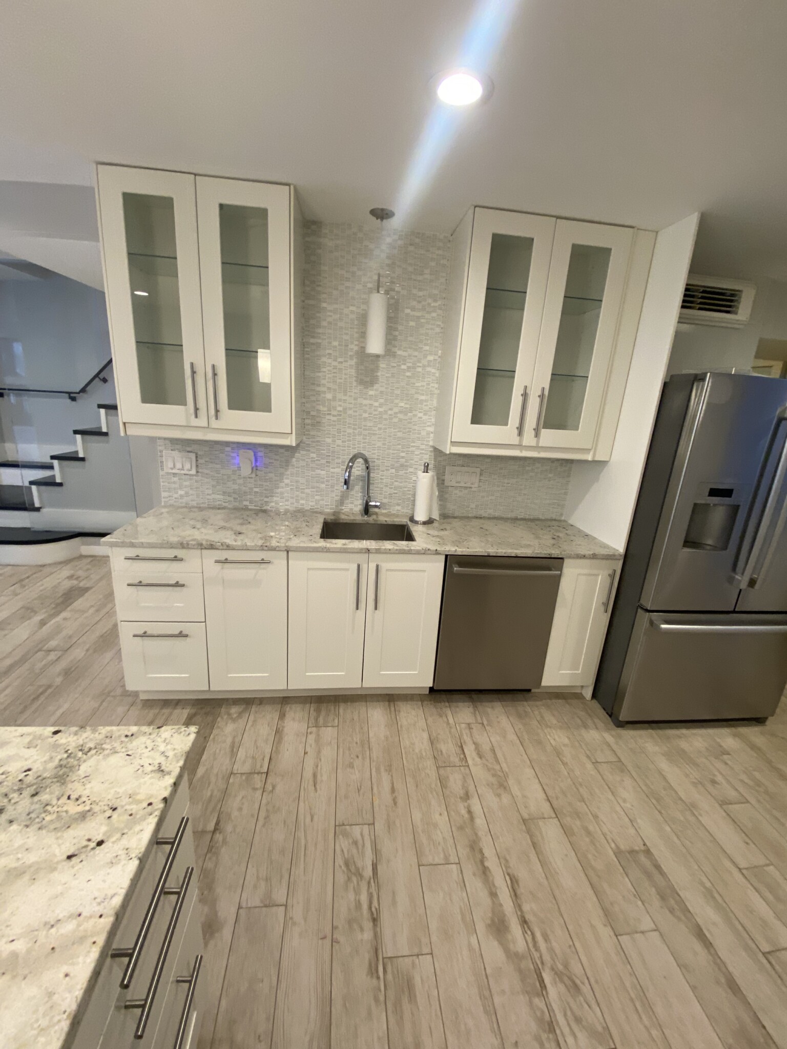 469 Massachusetts Ave, South End