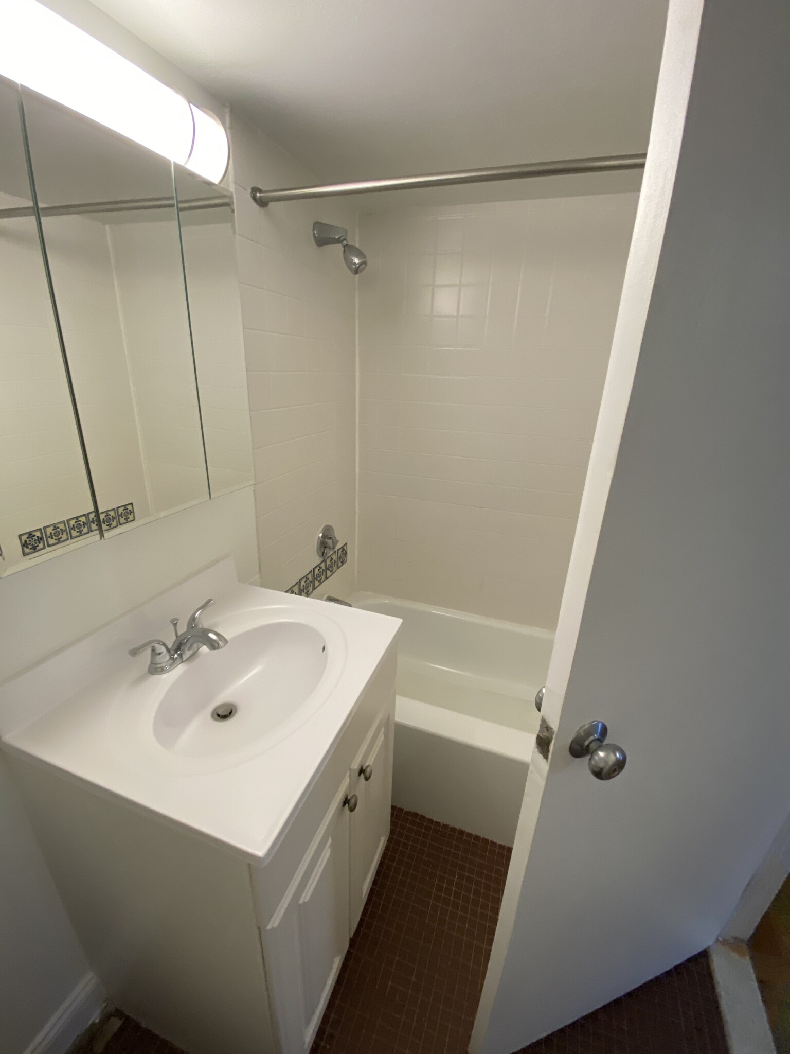 111 Atlantic Ave, North End