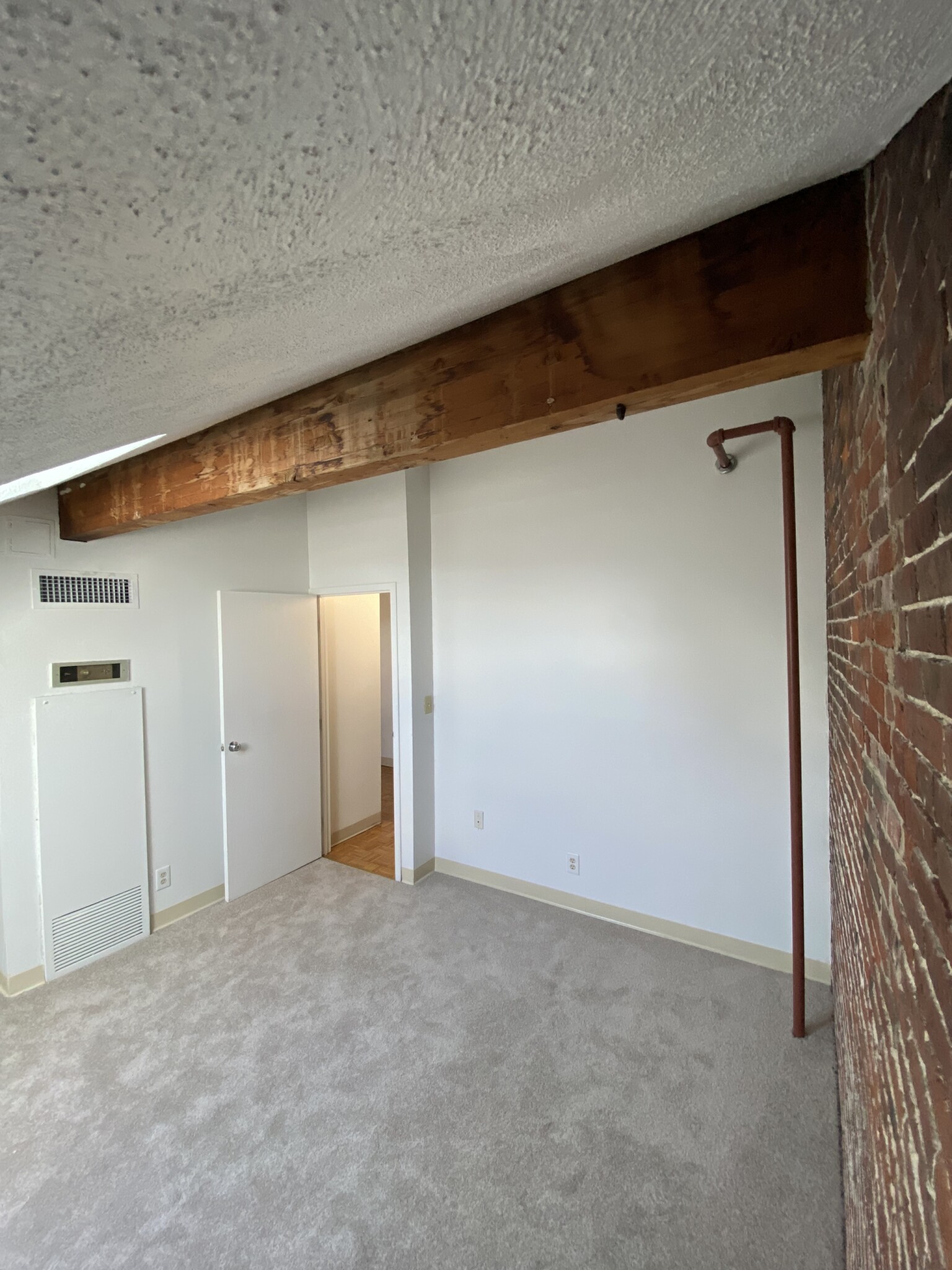 111 Atlantic Ave, North End