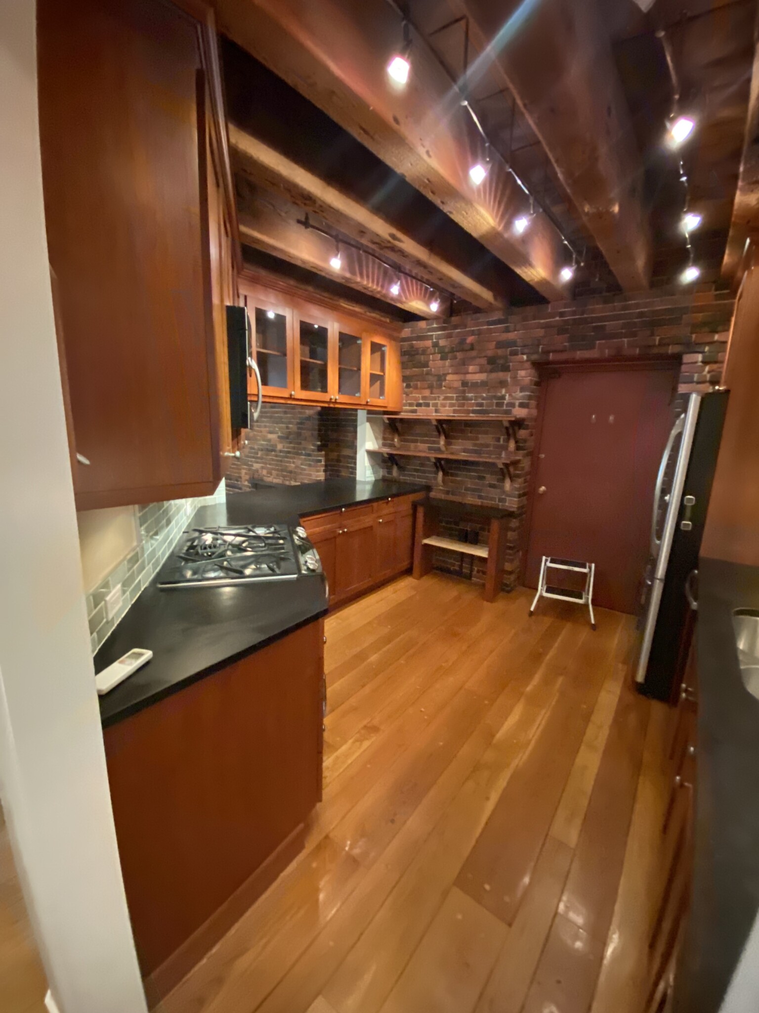 154 Commercial St, North End