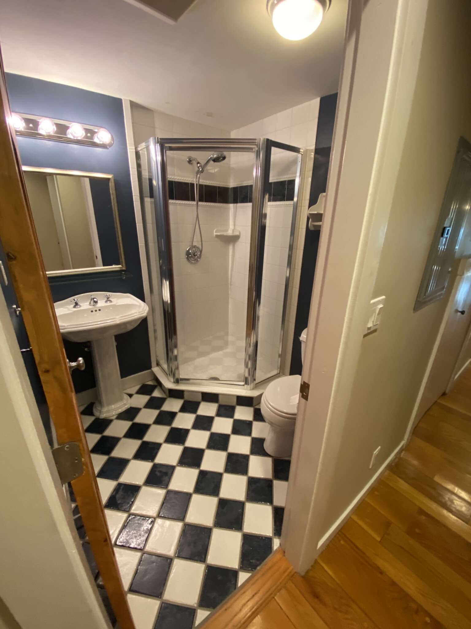 154 Commercial St, North End