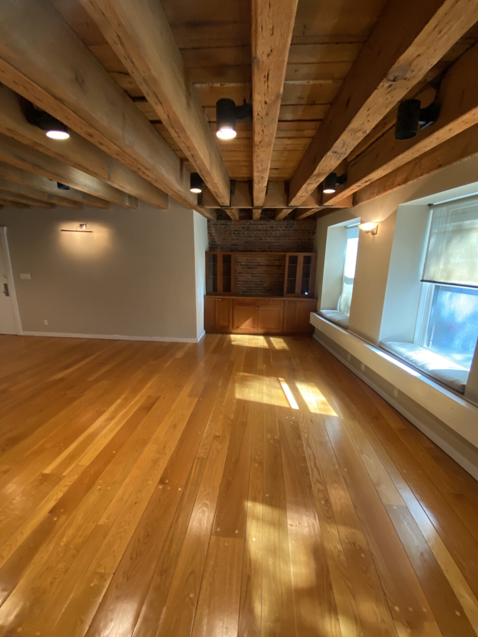 154 Commercial St, North End