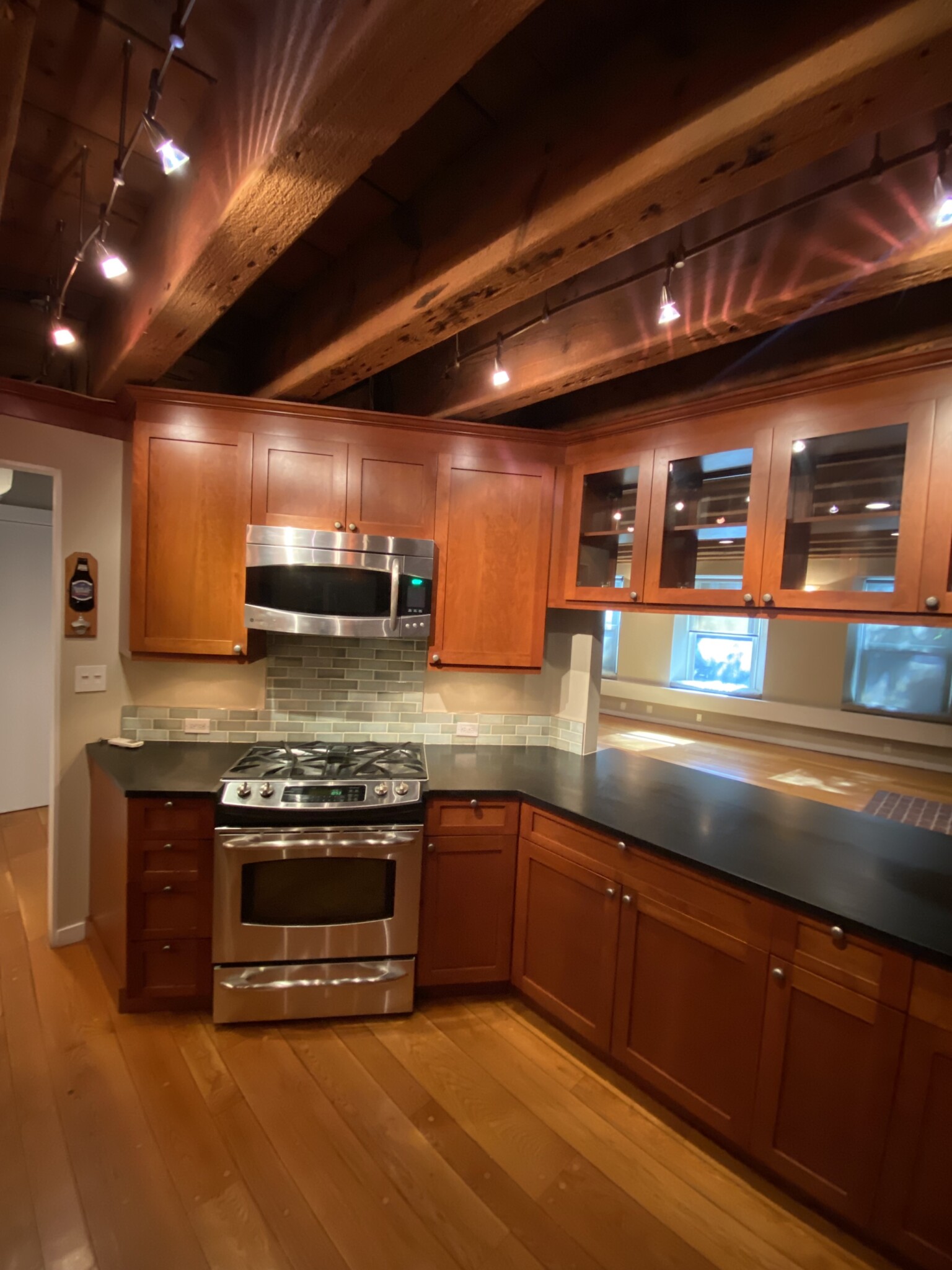 154 Commercial St, North End