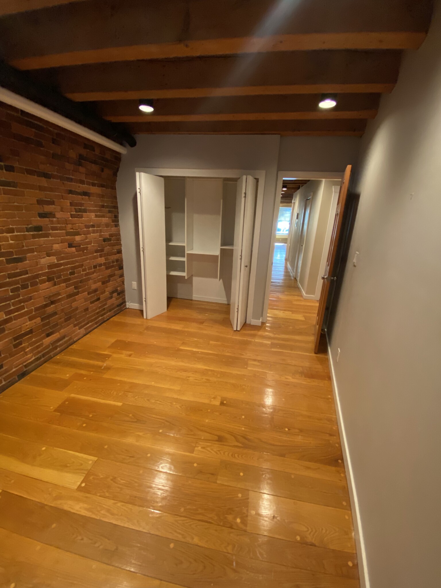 154 Commercial St, North End