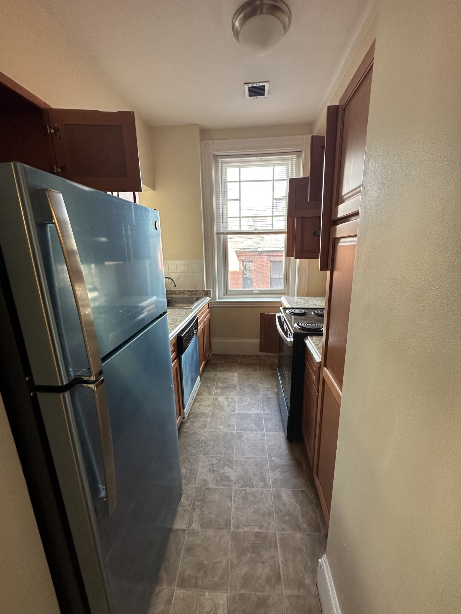 706 Huntington Ave, Mission Hill