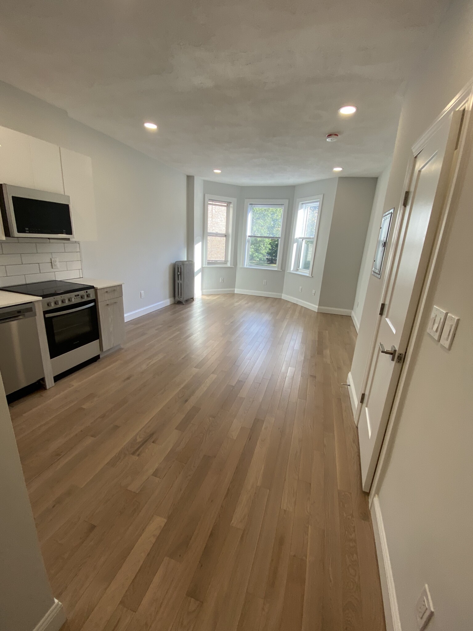 104 Queensberry St, Fenway