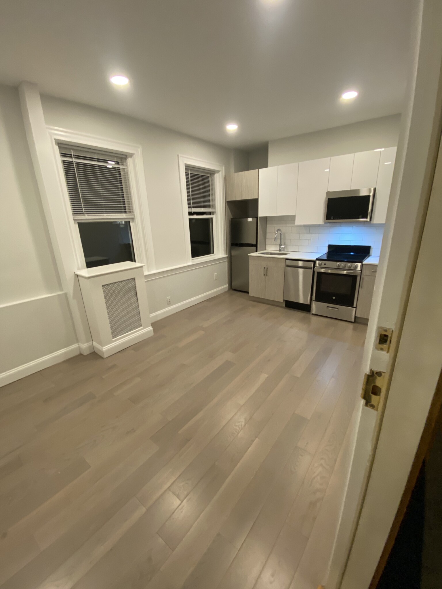 120 Peterborough St, Fenway